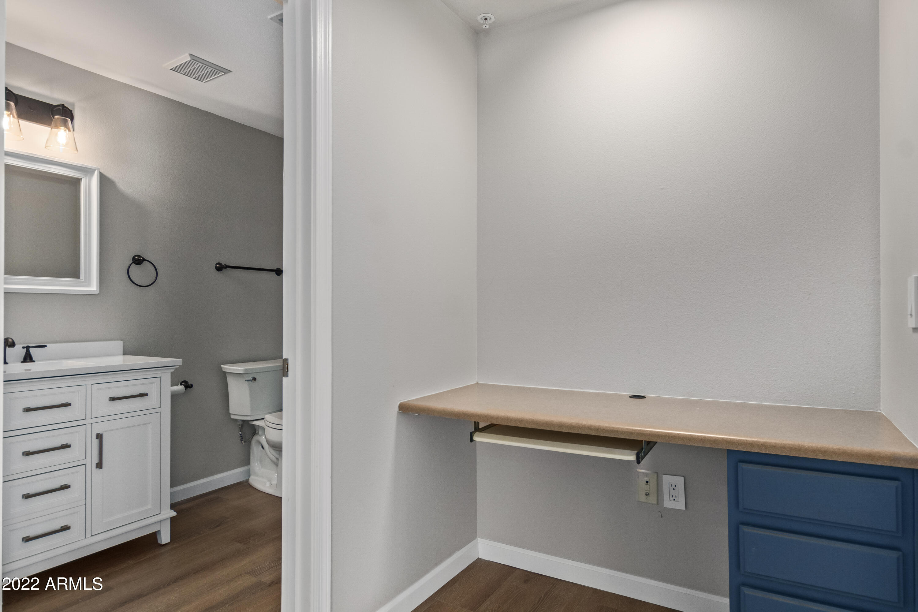 20100 N 78TH Place Unit: 2158