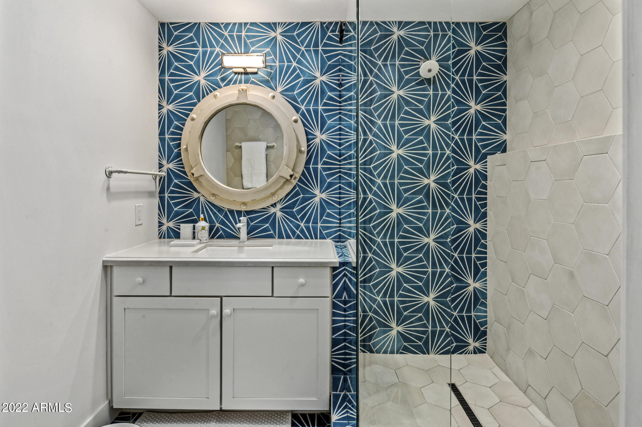 6803 E MAIN Street Unit: 3305