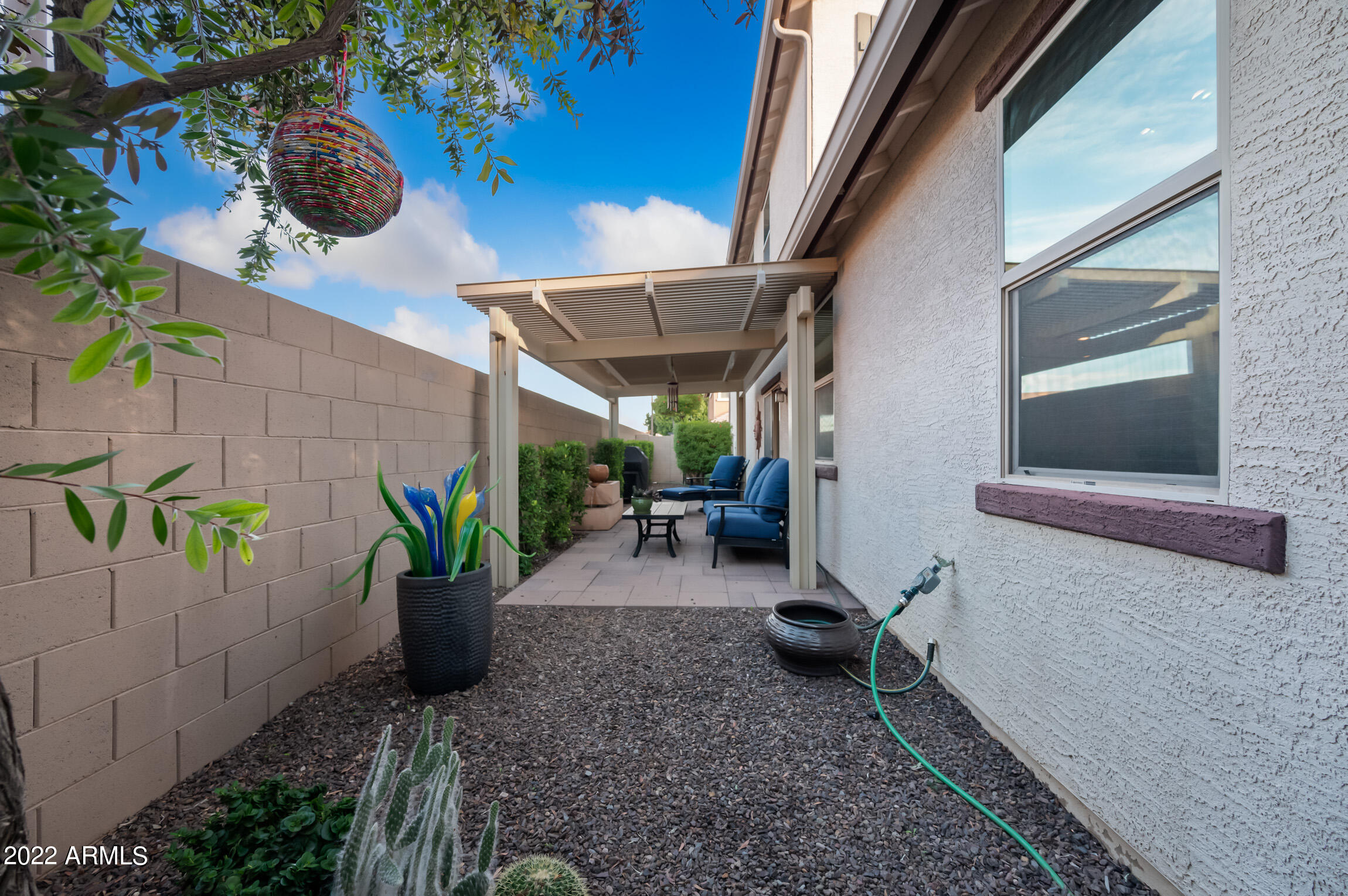 2688 N 73RD Glen