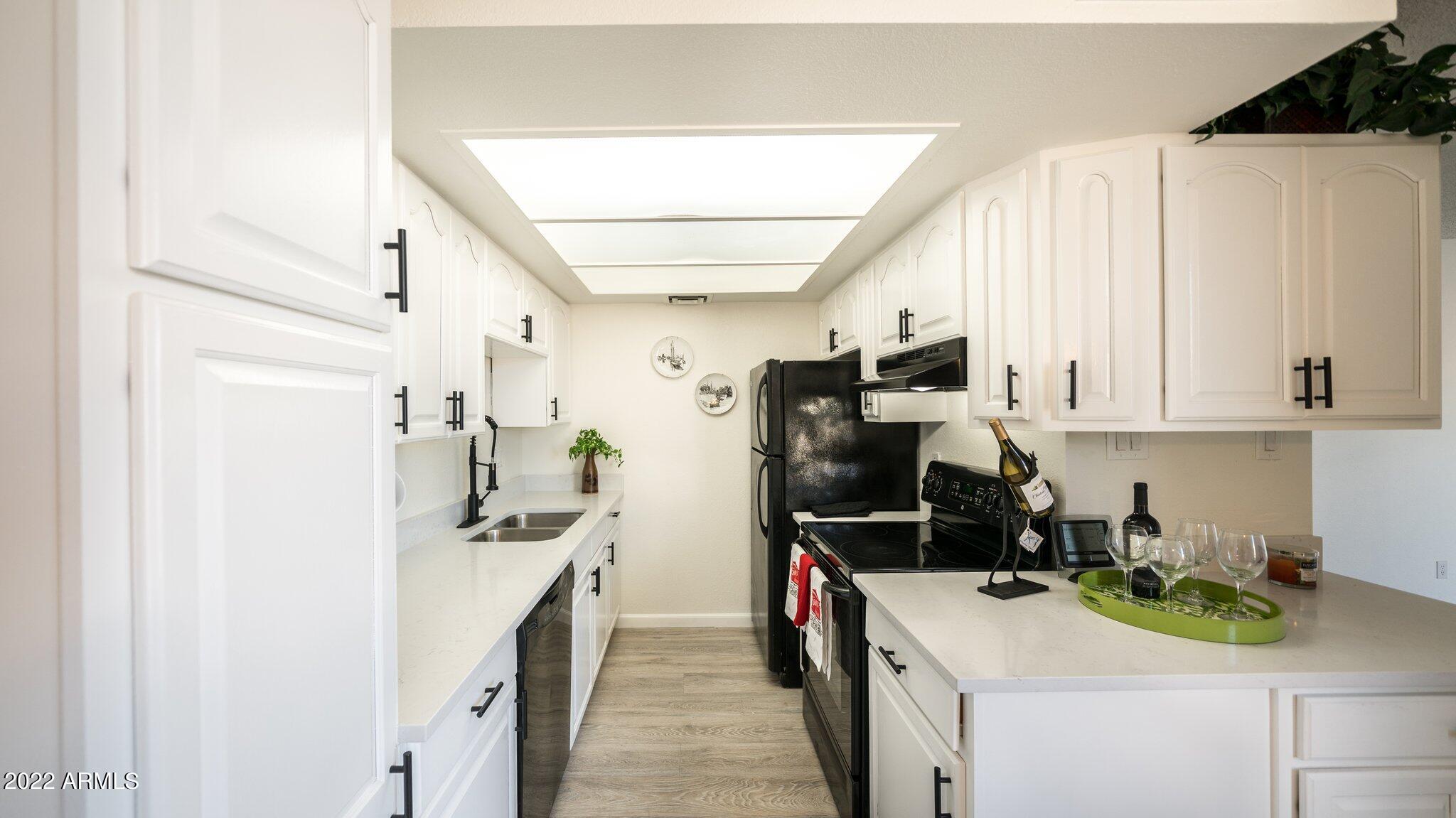 3030 E CLARENDON Avenue Unit: 24