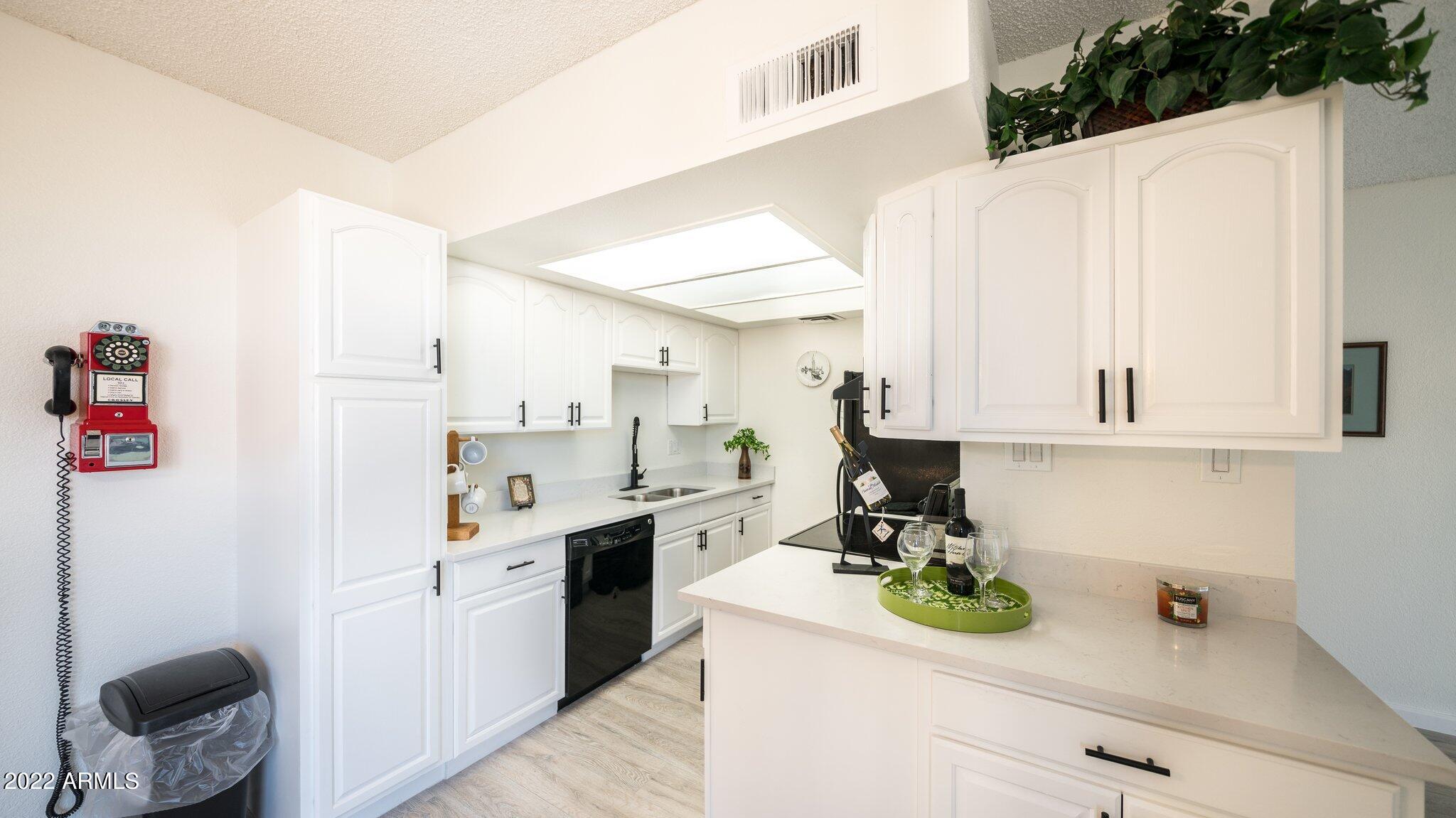 3030 E CLARENDON Avenue Unit: 24