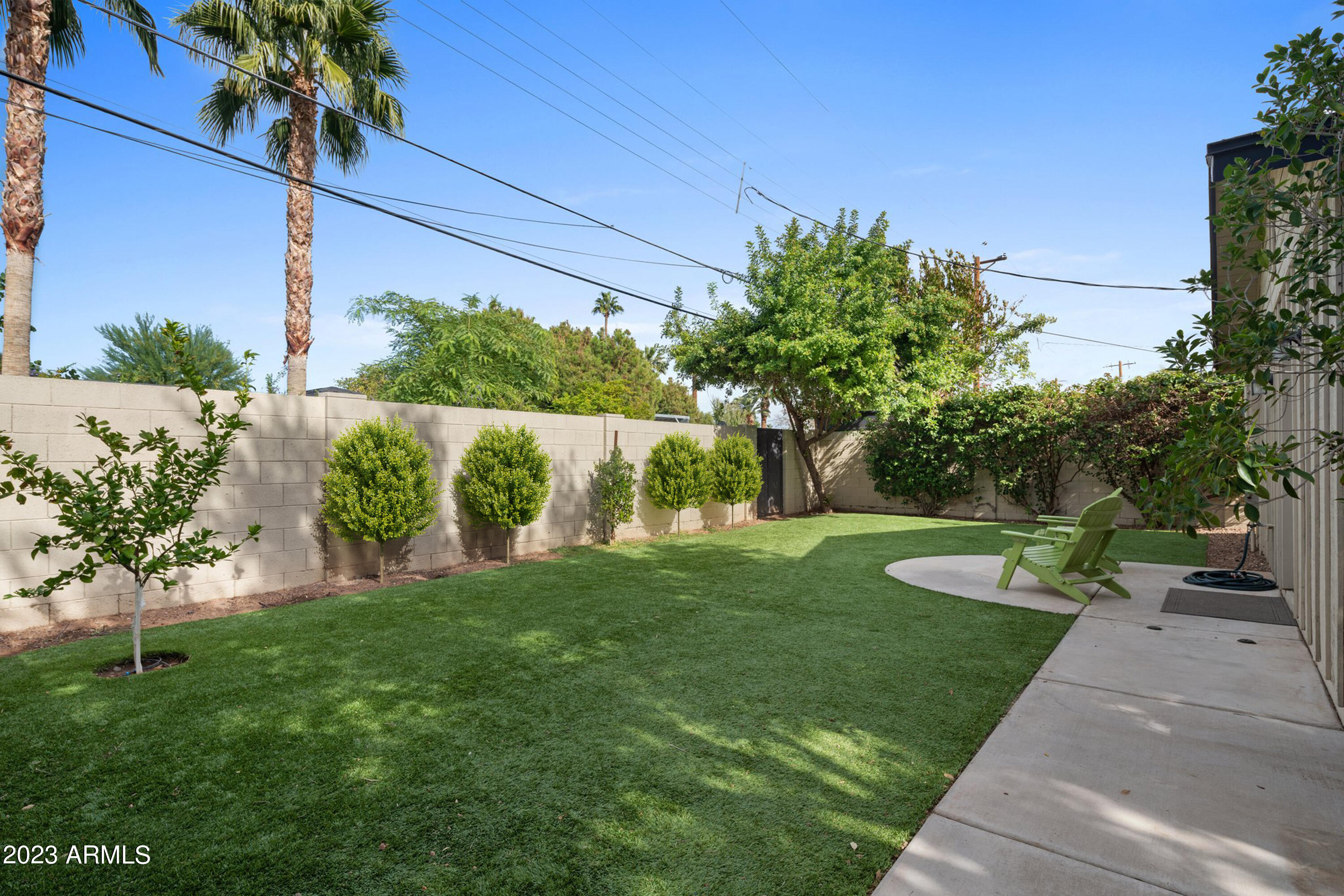 3126 E COOLIDGE Street