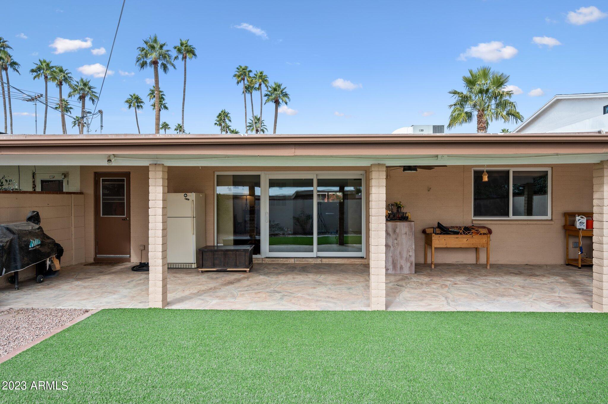 7723 E Highland Avenue