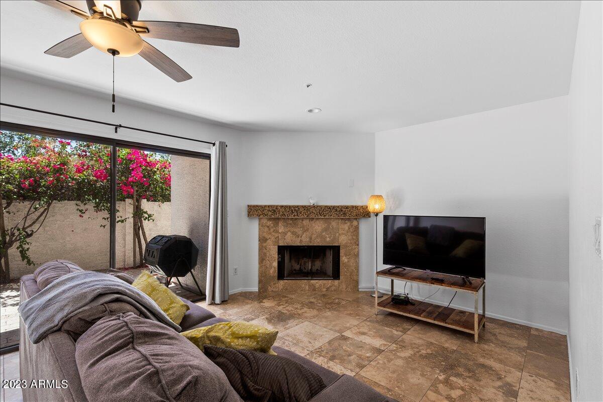 3030 N HAYDEN Road Unit: 37