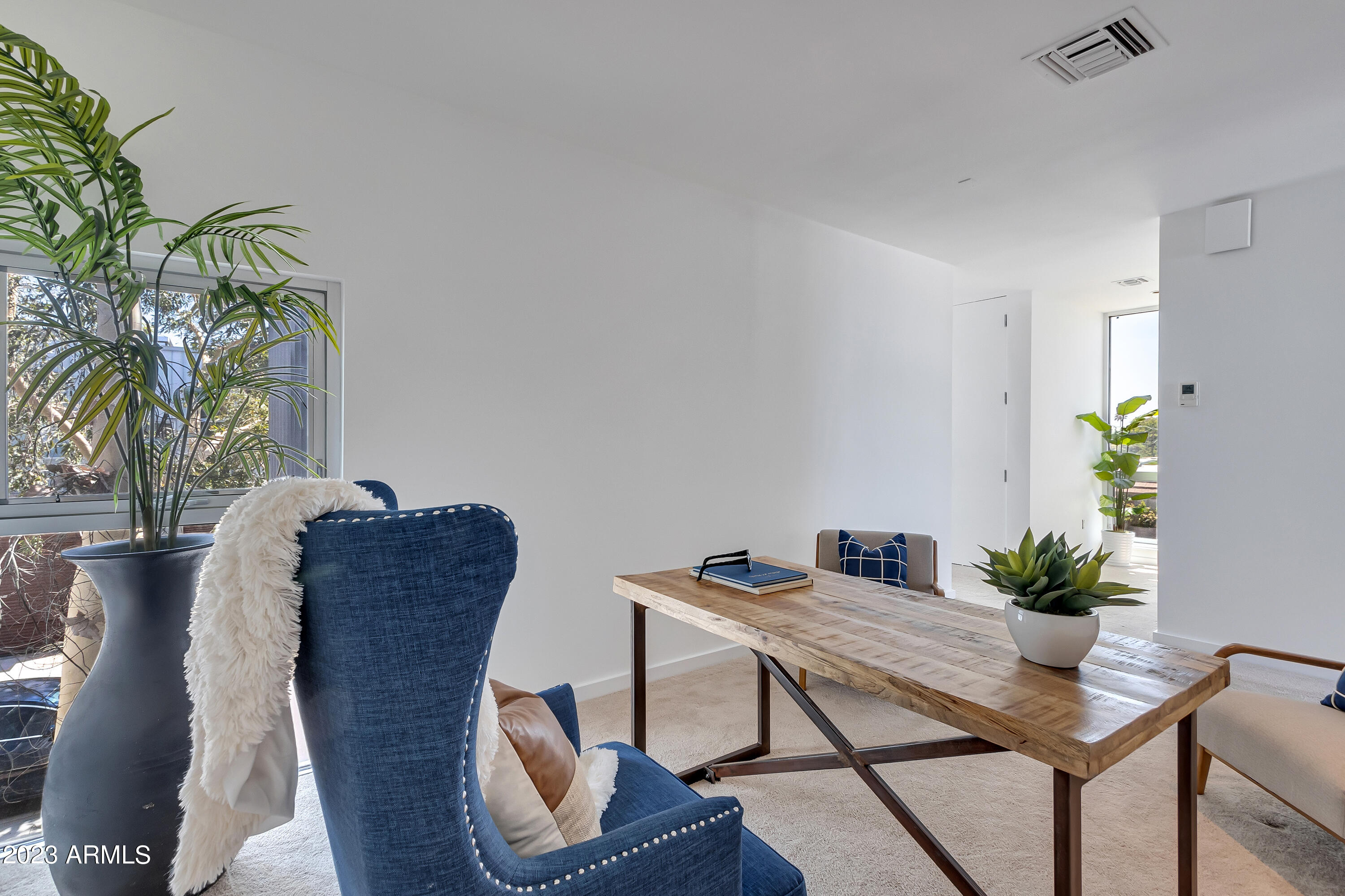 5576 N 12TH Street Unit: 1