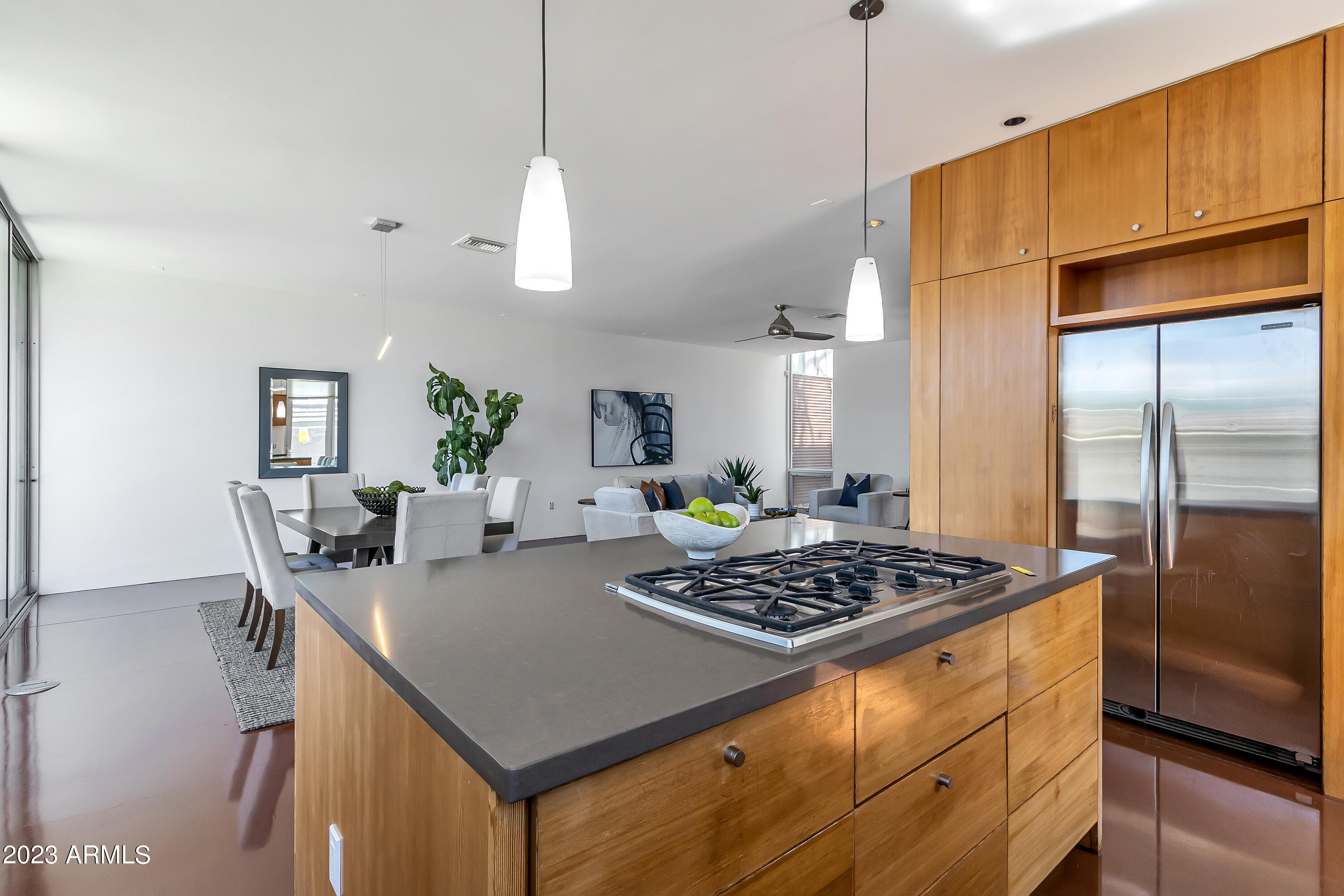 5576 N 12TH Street Unit: 1