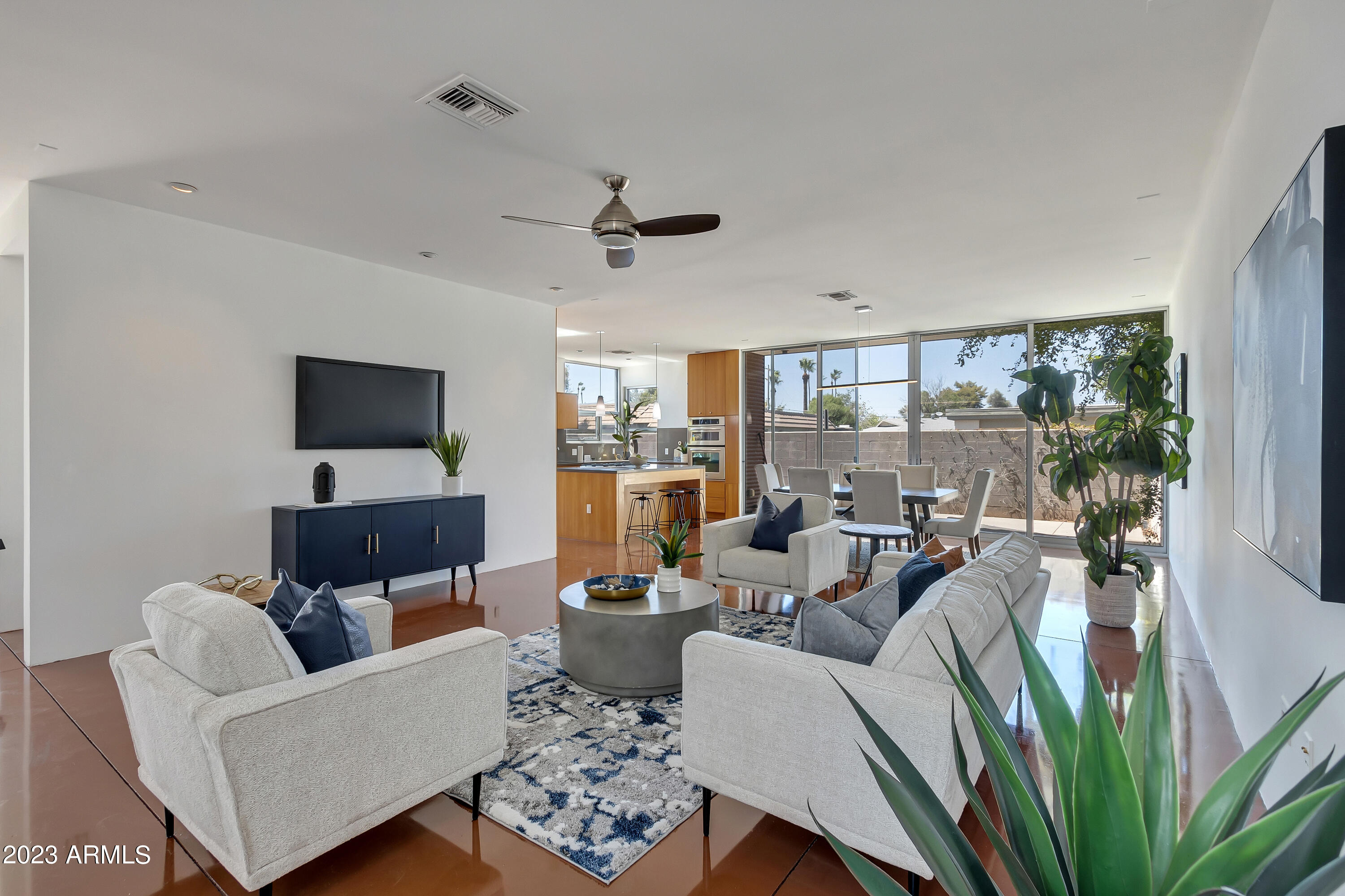 5576 N 12TH Street Unit: 1