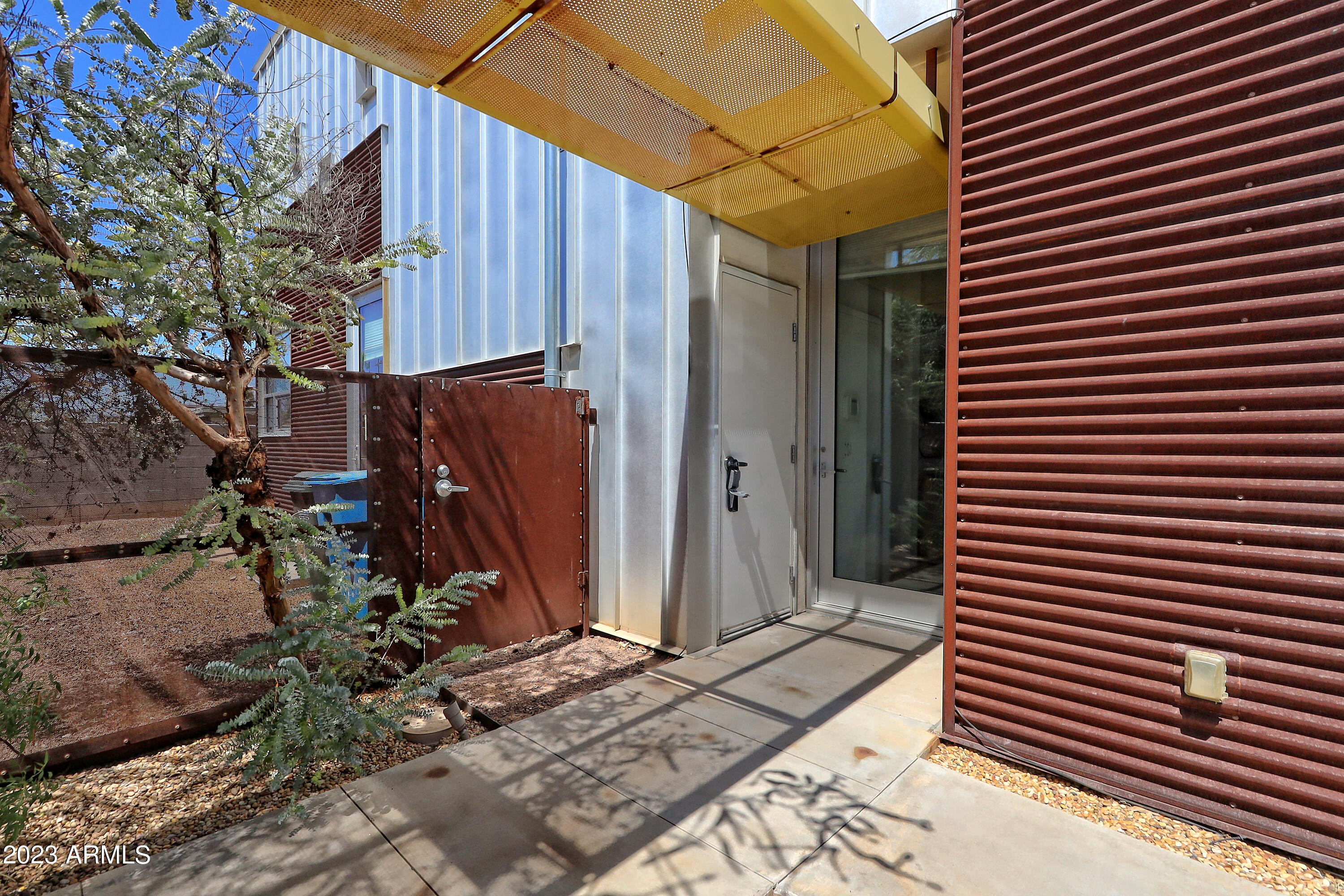 5576 N 12TH Street Unit: 1