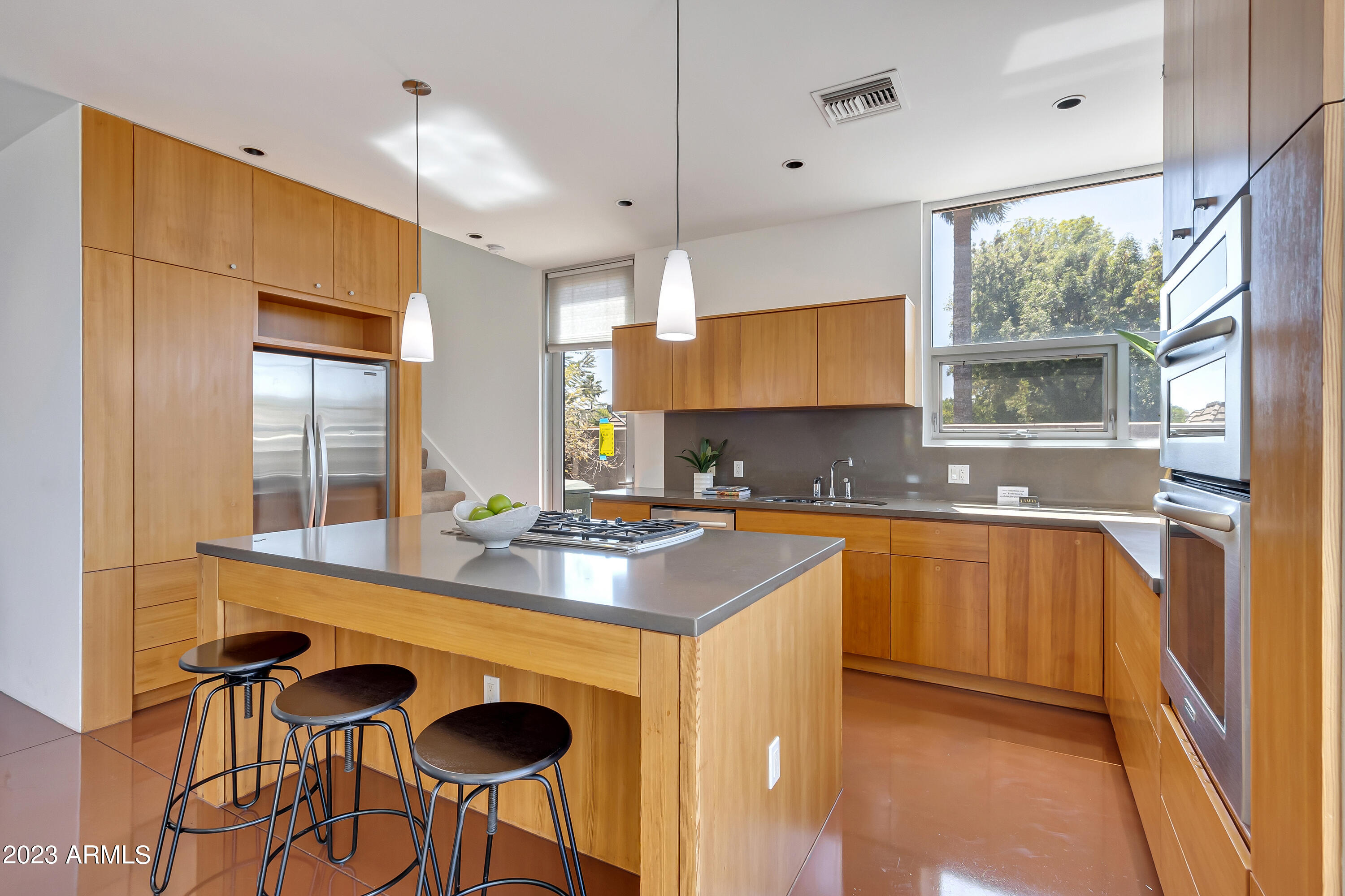 5576 N 12TH Street Unit: 1