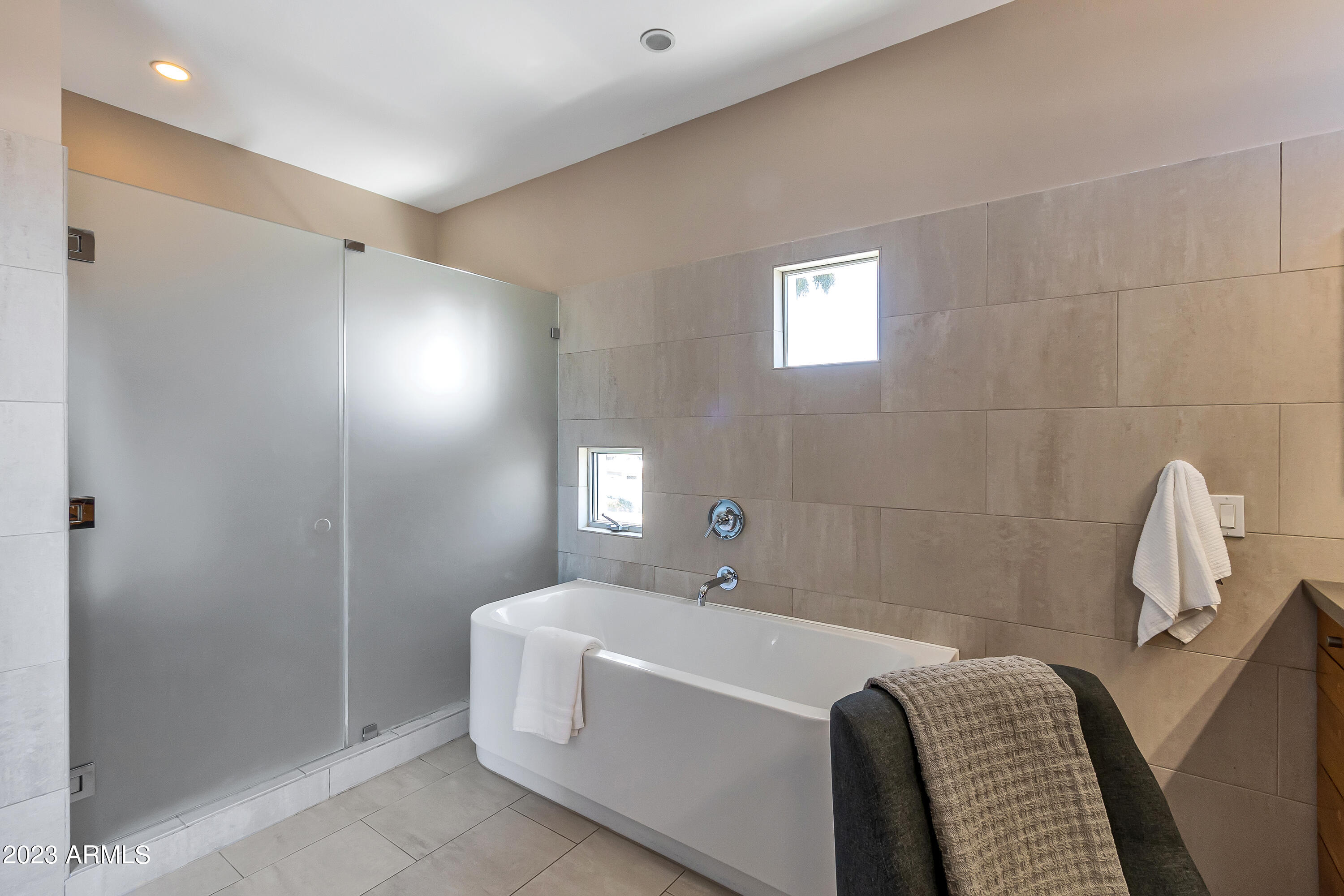 5576 N 12TH Street Unit: 1