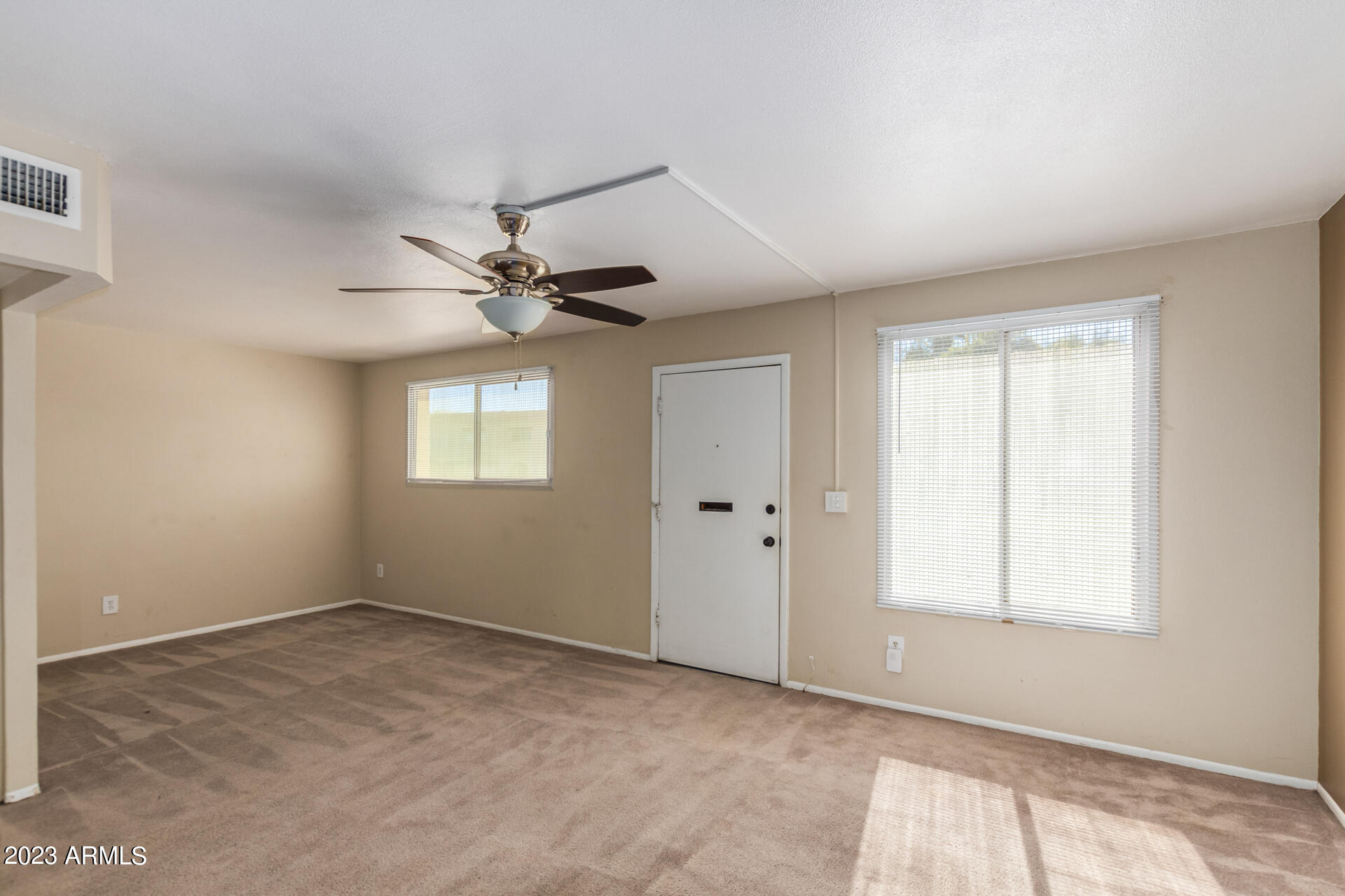 6933 E OSBORN Road Unit: D