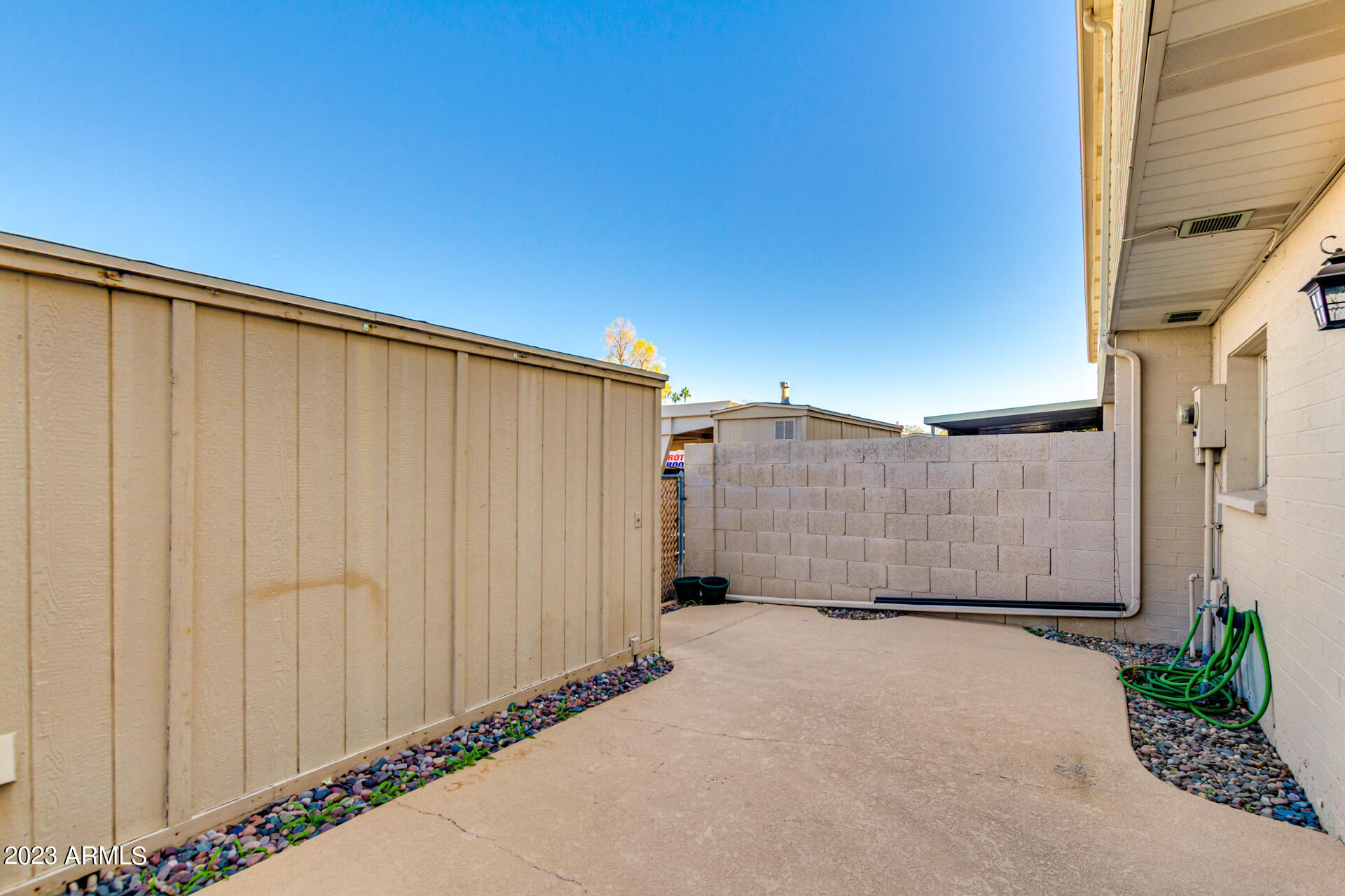 6933 E OSBORN Road Unit: D