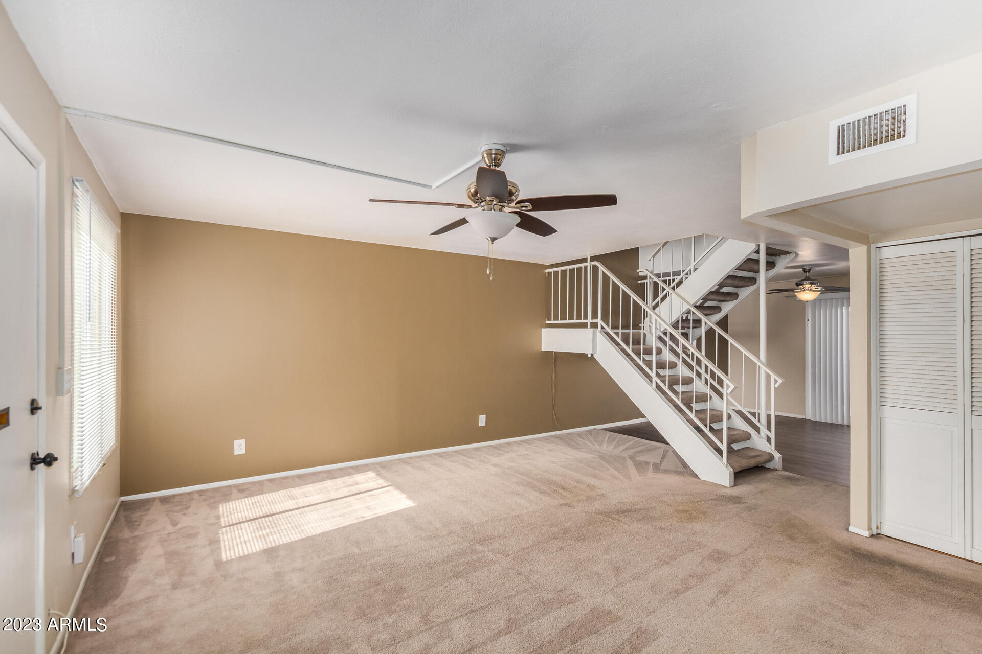 6933 E OSBORN Road Unit: D