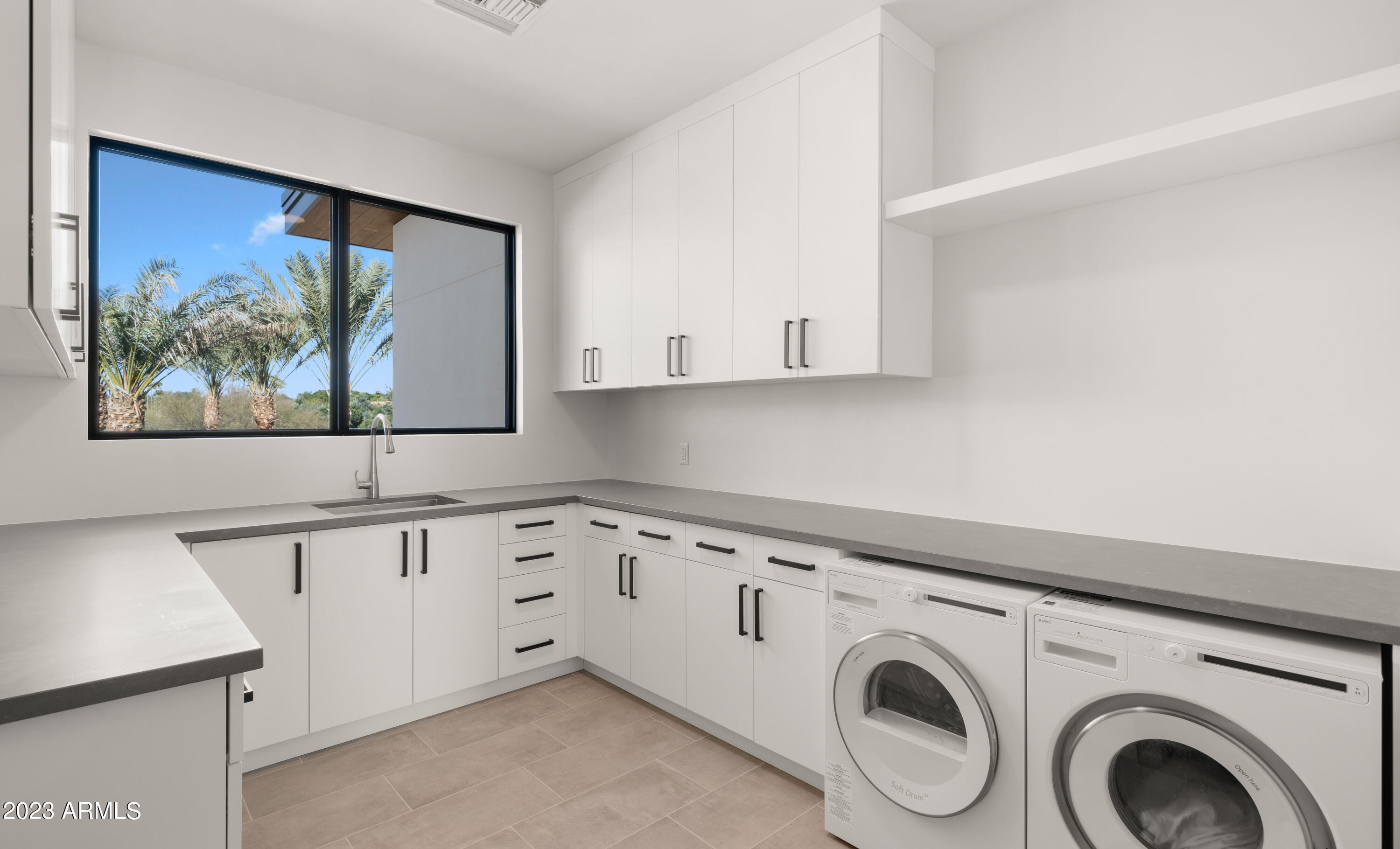 6331 E PHOENICIAN Boulevard Unit: 4