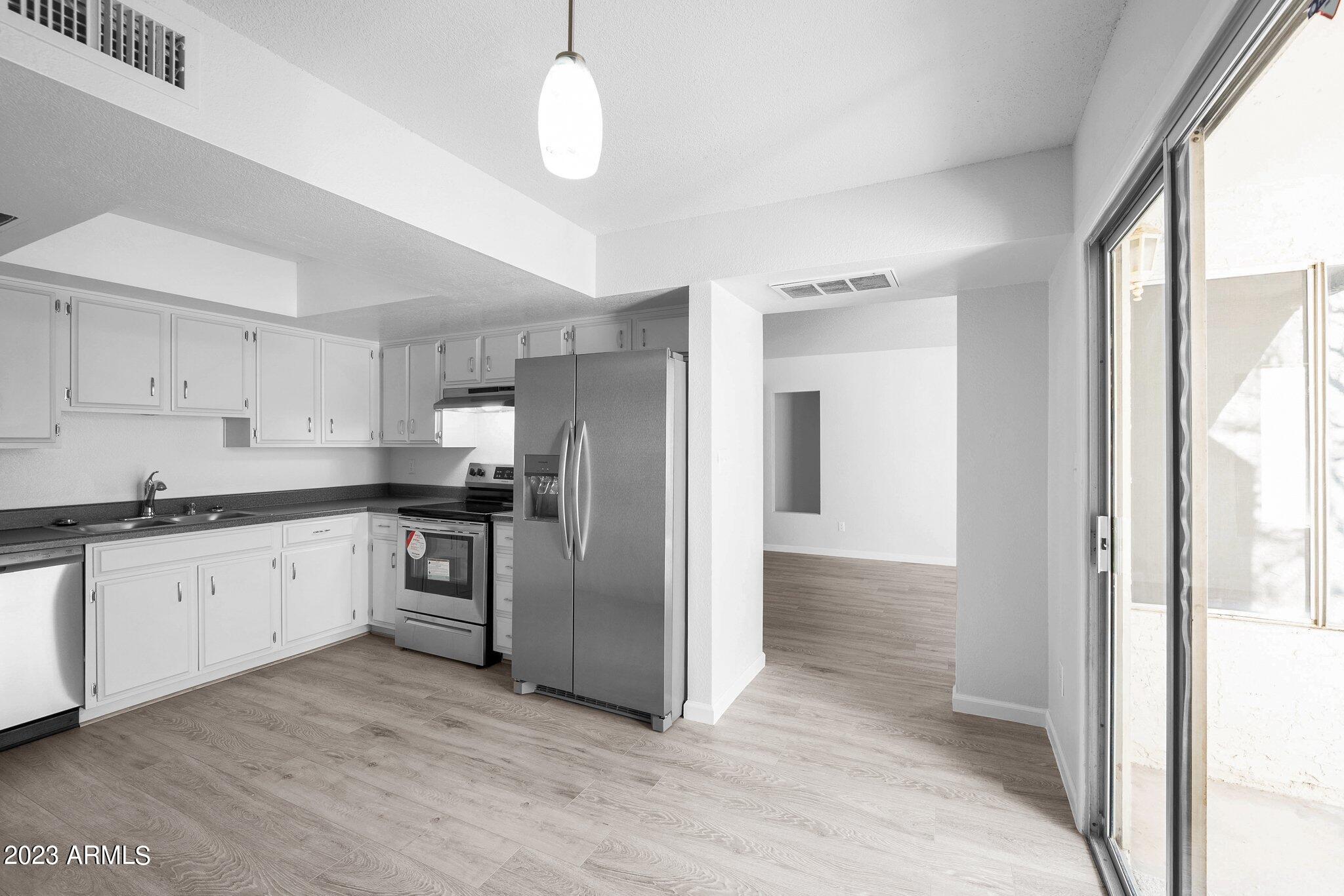 1342 W EMERALD Avenue Unit: 397