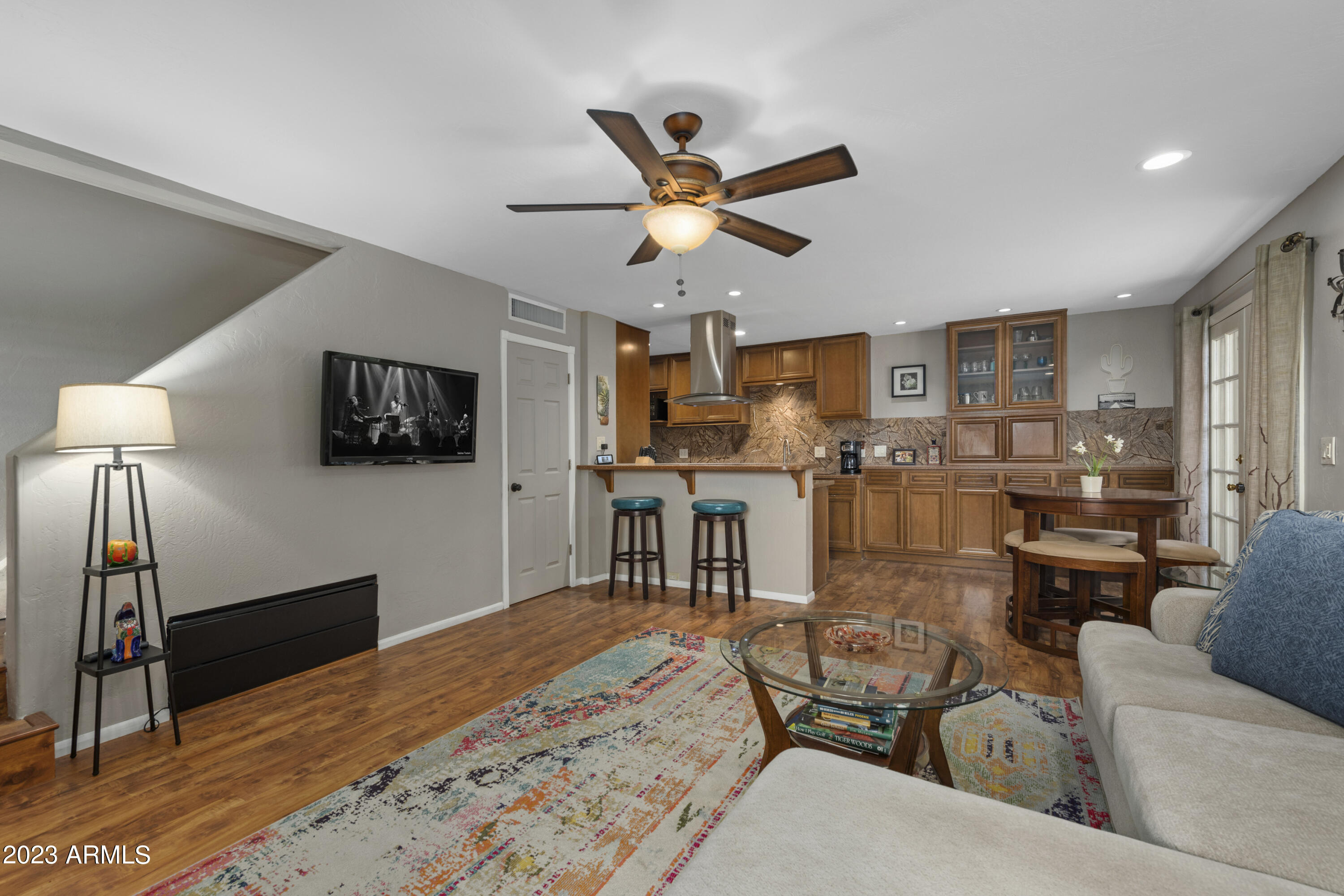 10407 N 10TH Place Unit: 2