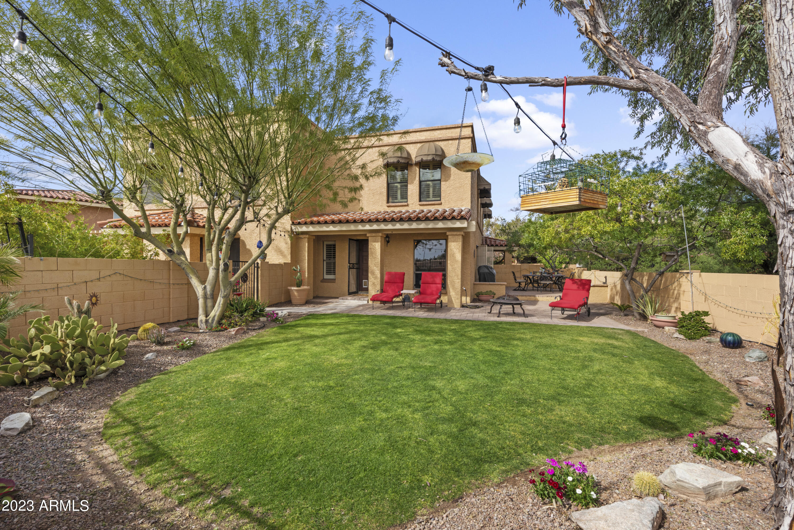 10407 N 10TH Place Unit: 2