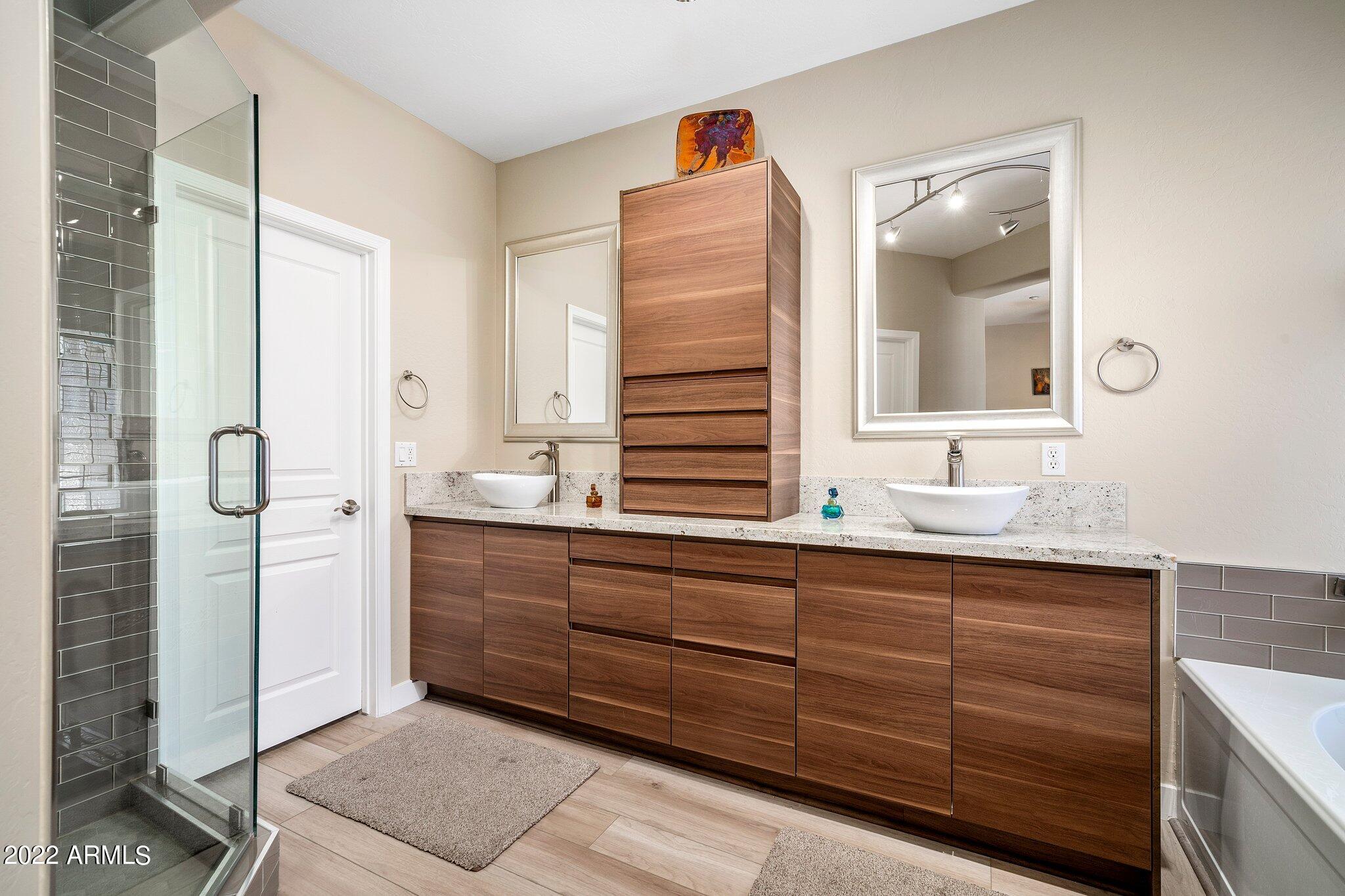 2019 E CAMPBELL Avenue Unit: 118
