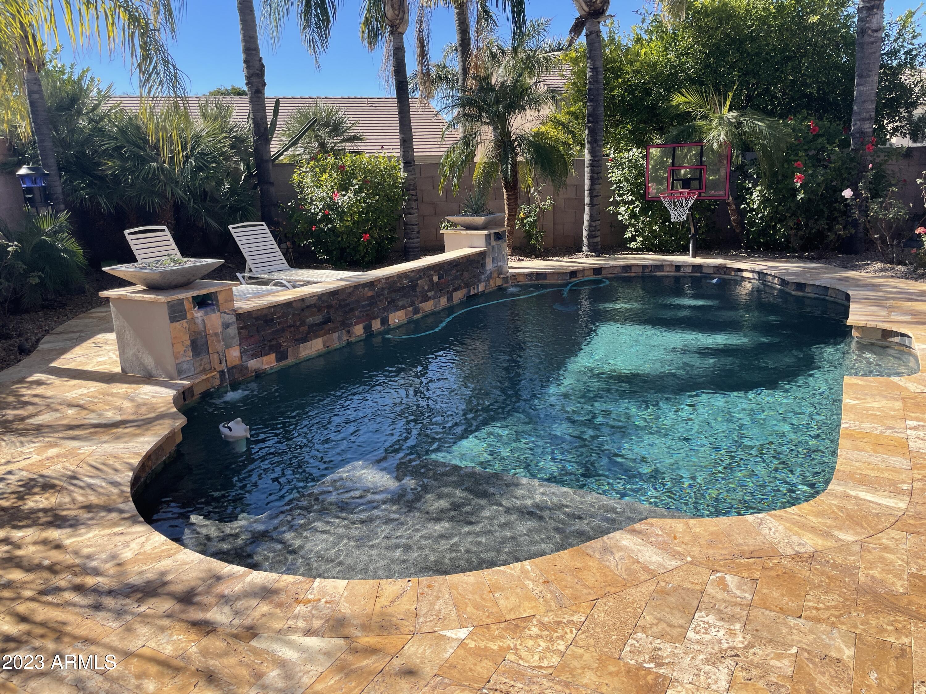 26268 N 46th Place