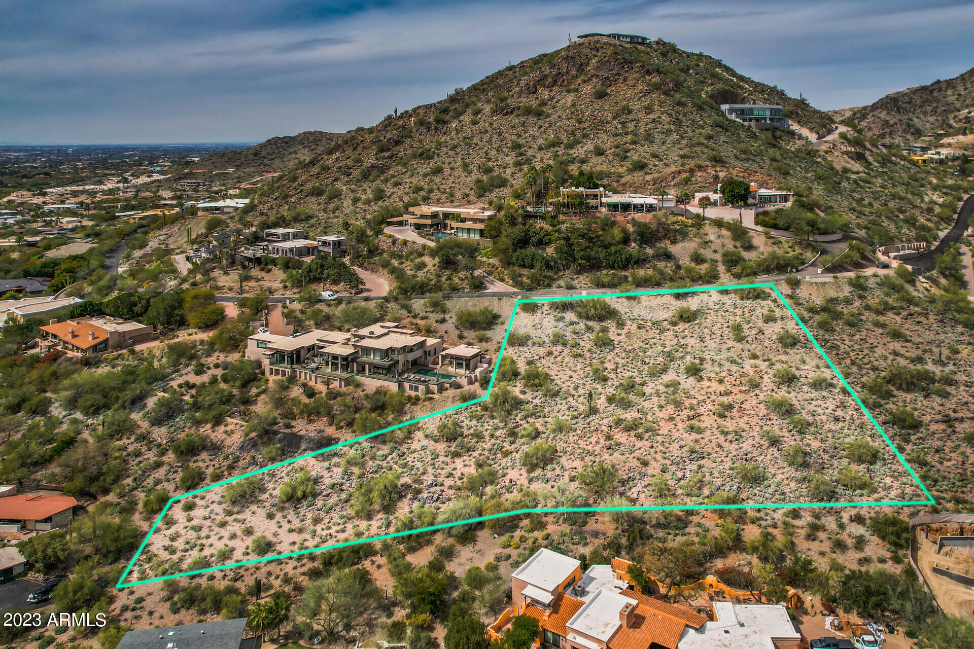 6919 N HIGHLANDS Drive Unit: 18