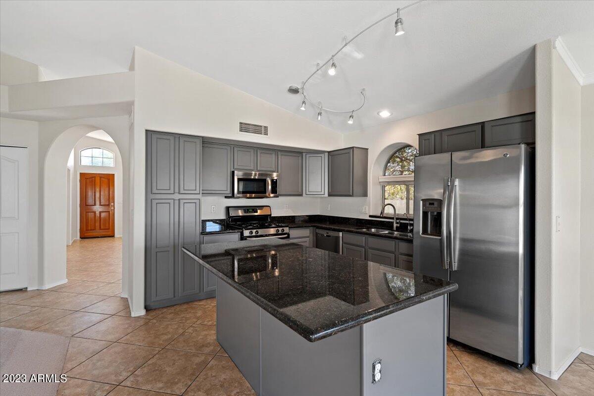 1093 W VERA Lane