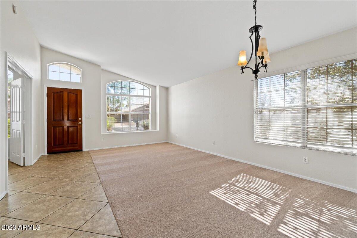1093 W VERA Lane