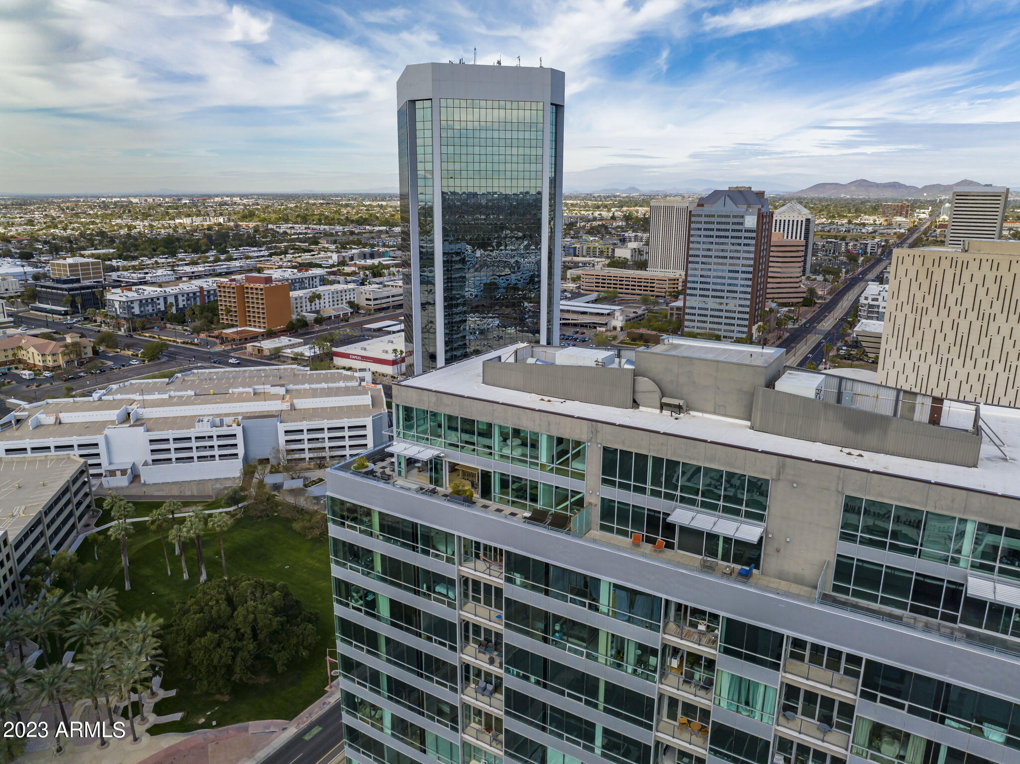 1 E LEXINGTON Avenue Unit: 1606