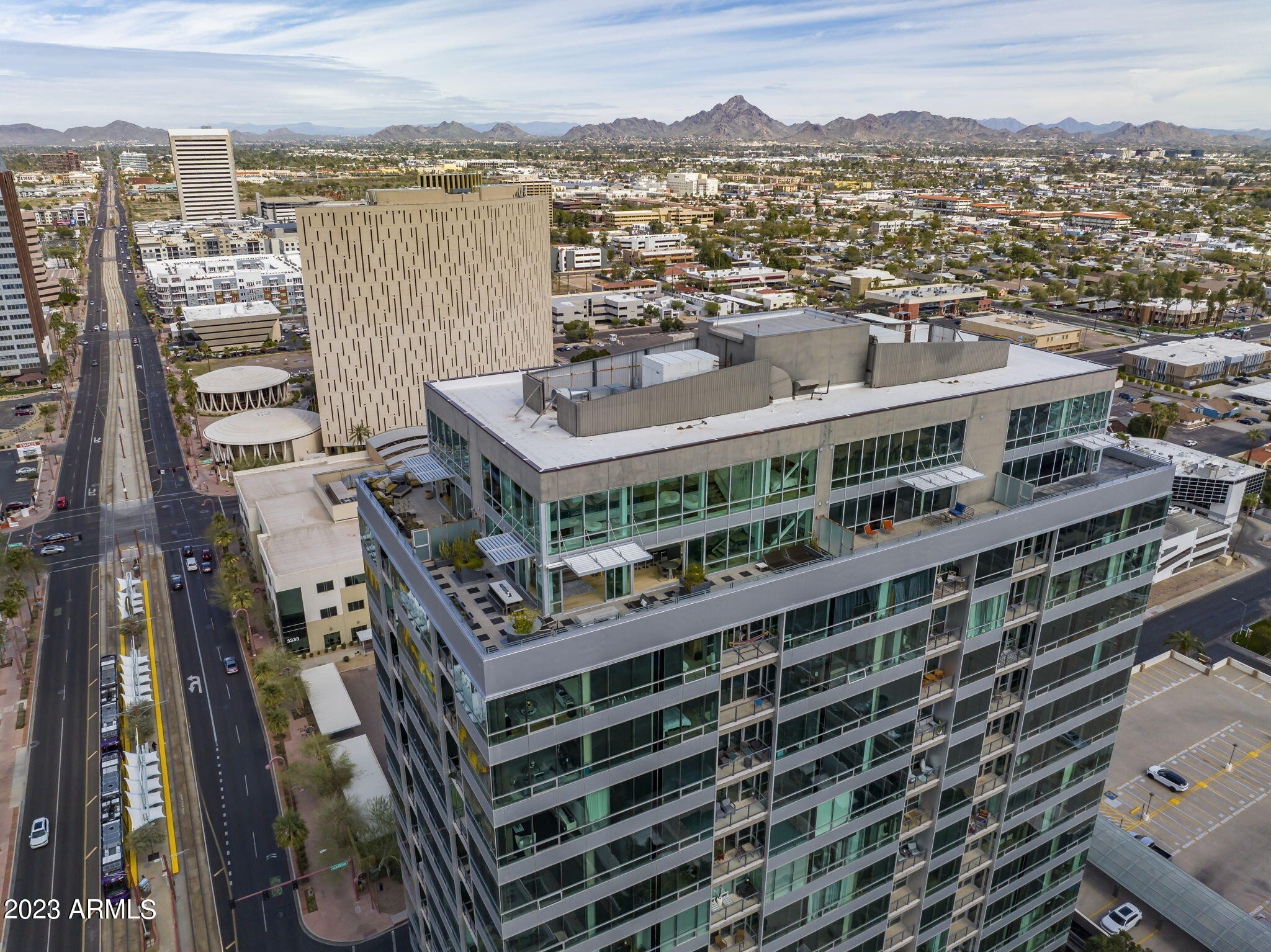 1 E LEXINGTON Avenue Unit: 1606