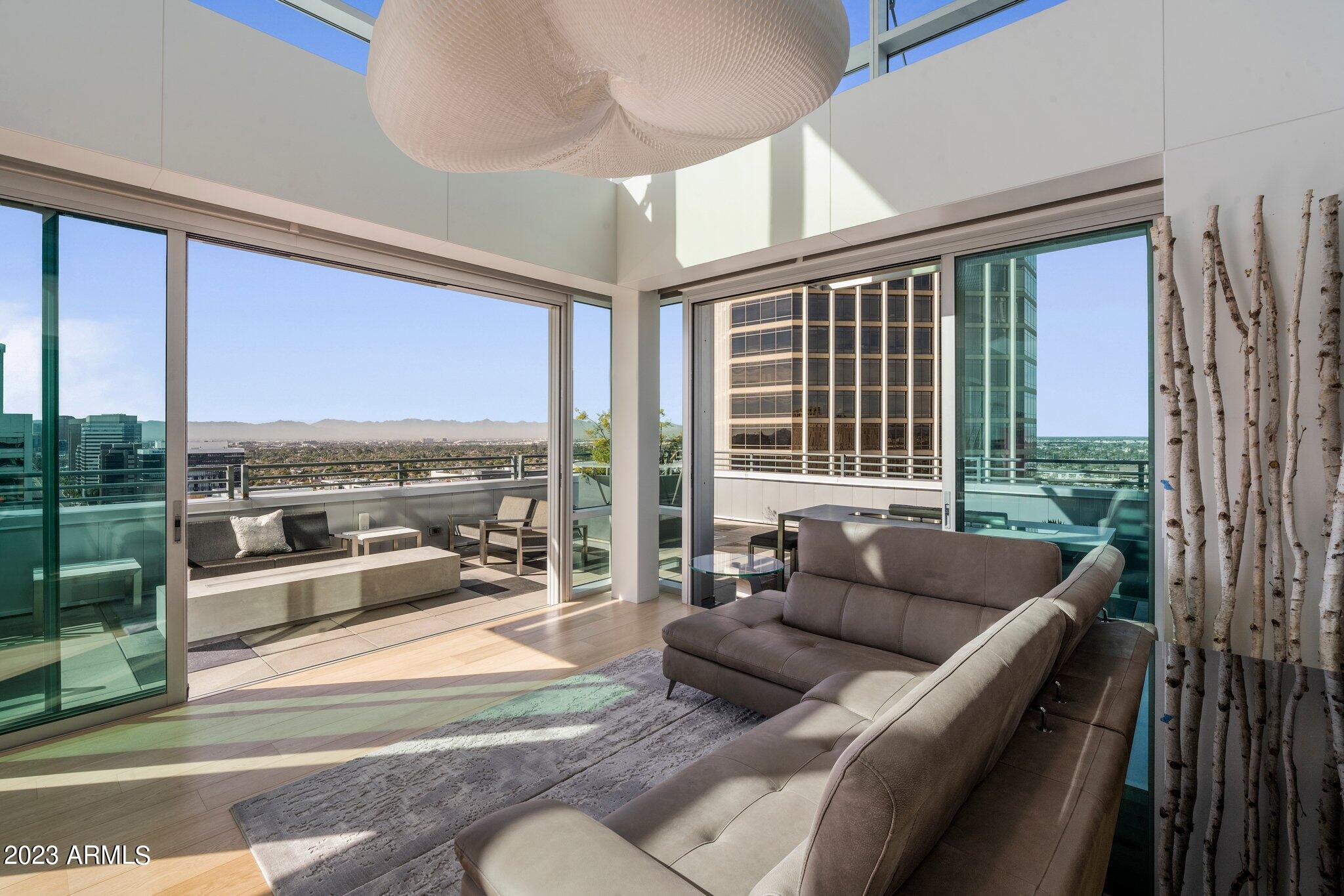 1 E LEXINGTON Avenue Unit: 1606