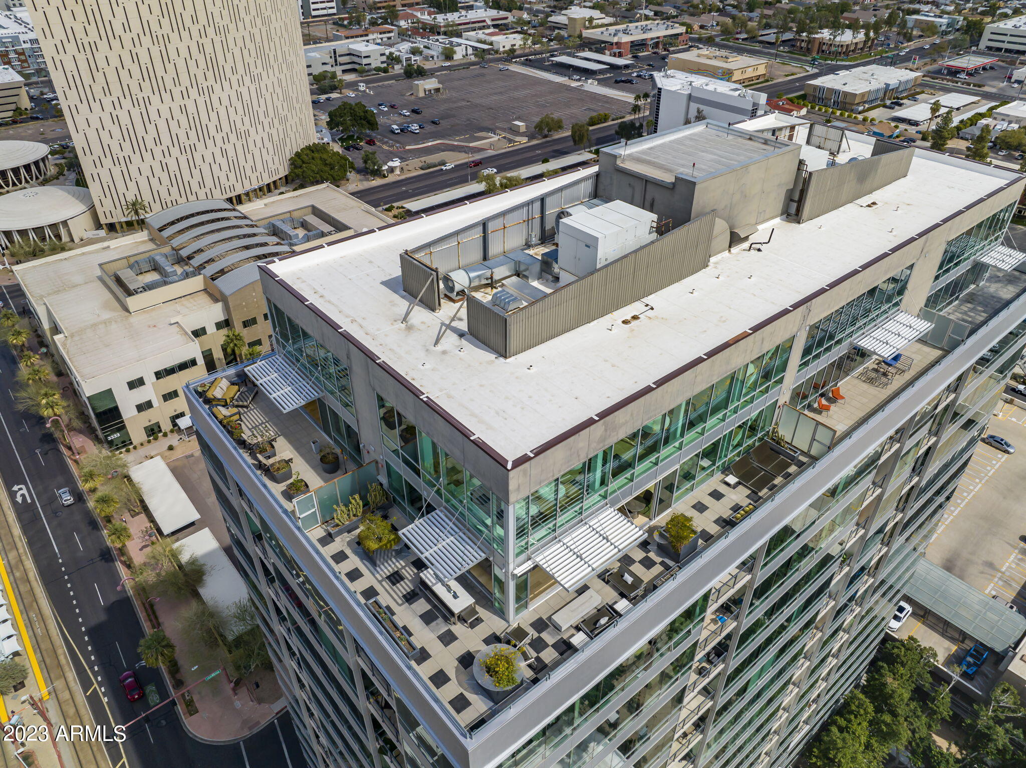 1 E LEXINGTON Avenue Unit: 1606