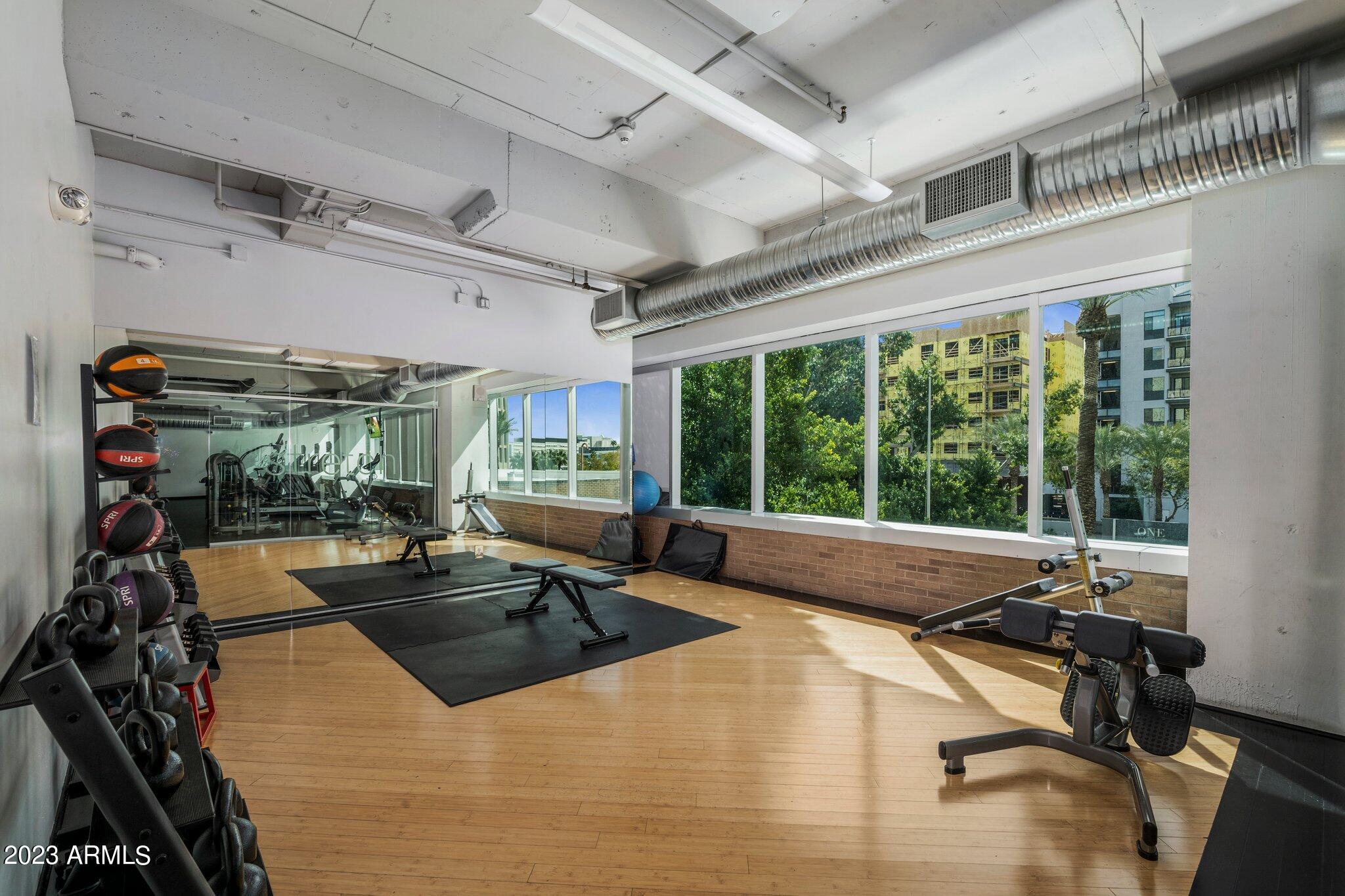 1 E LEXINGTON Avenue Unit: 1606