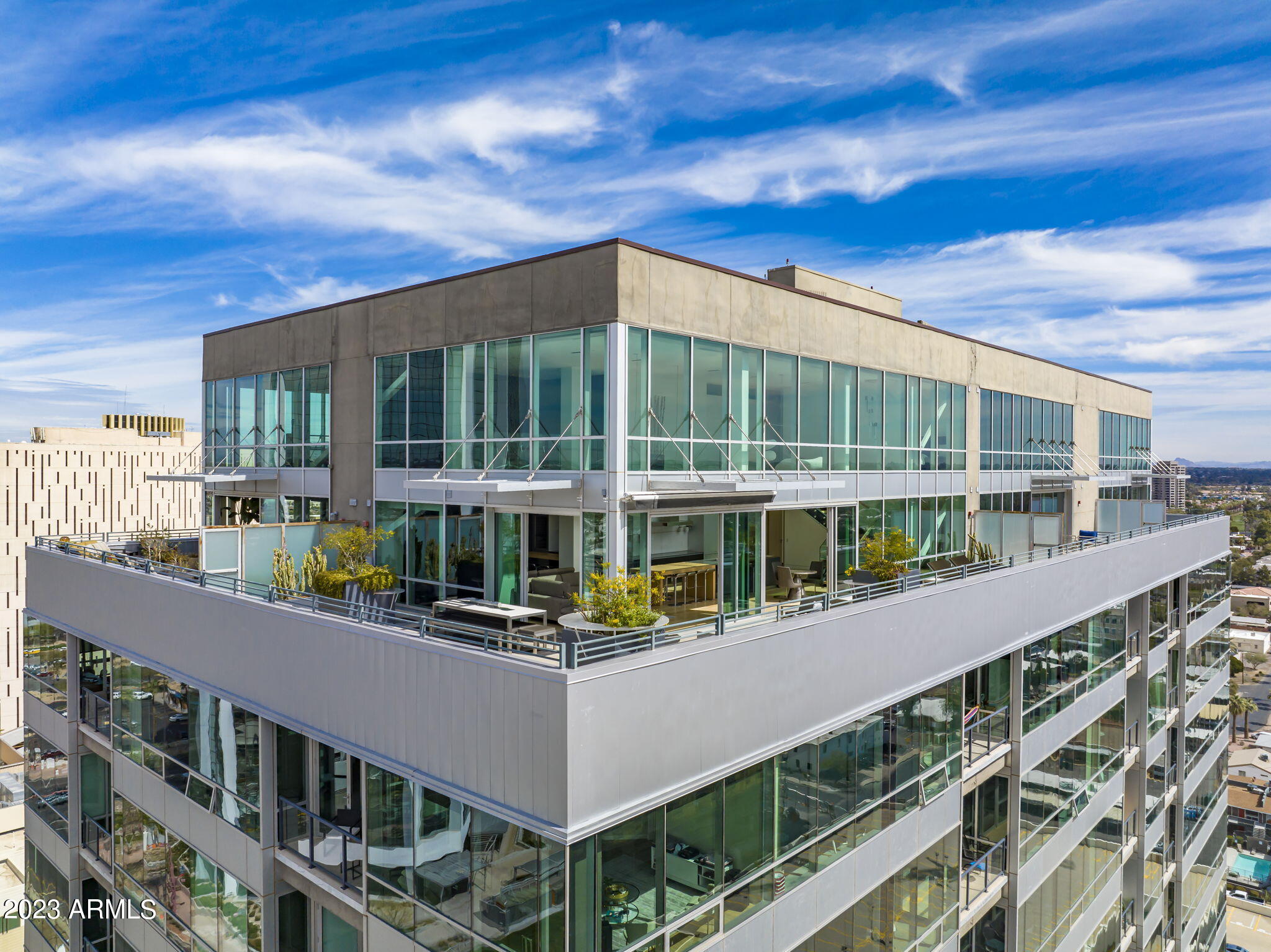 1 E LEXINGTON Avenue Unit: 1606
