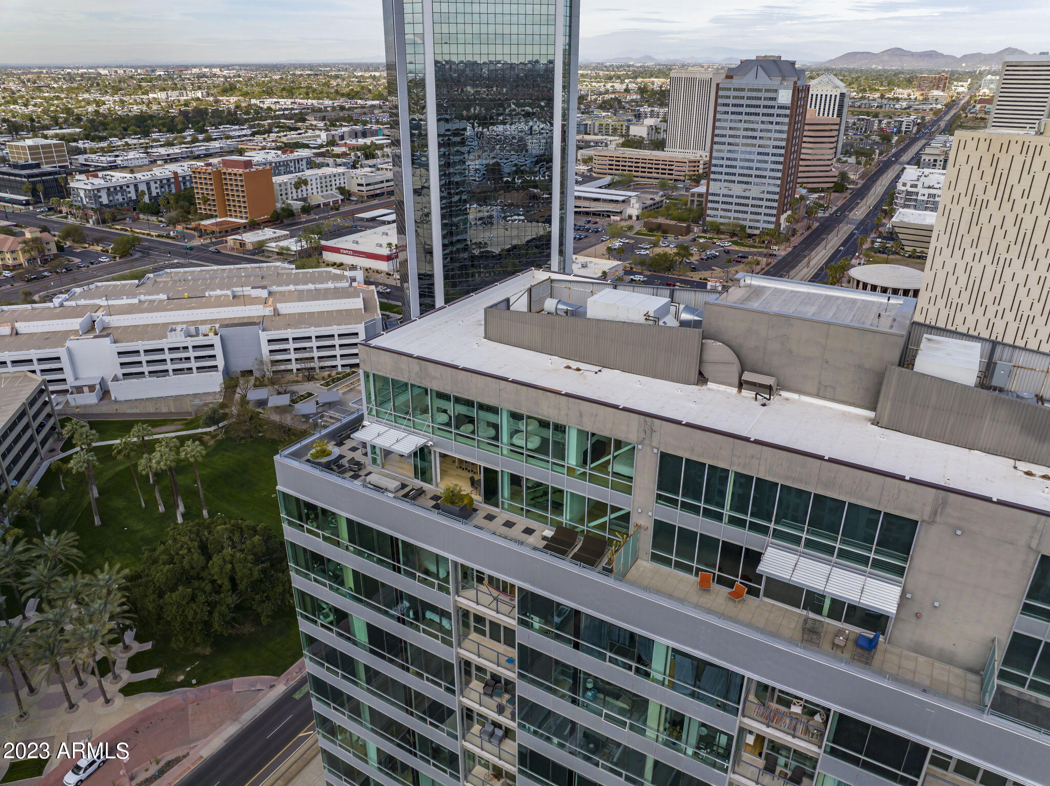 1 E LEXINGTON Avenue Unit: 1606