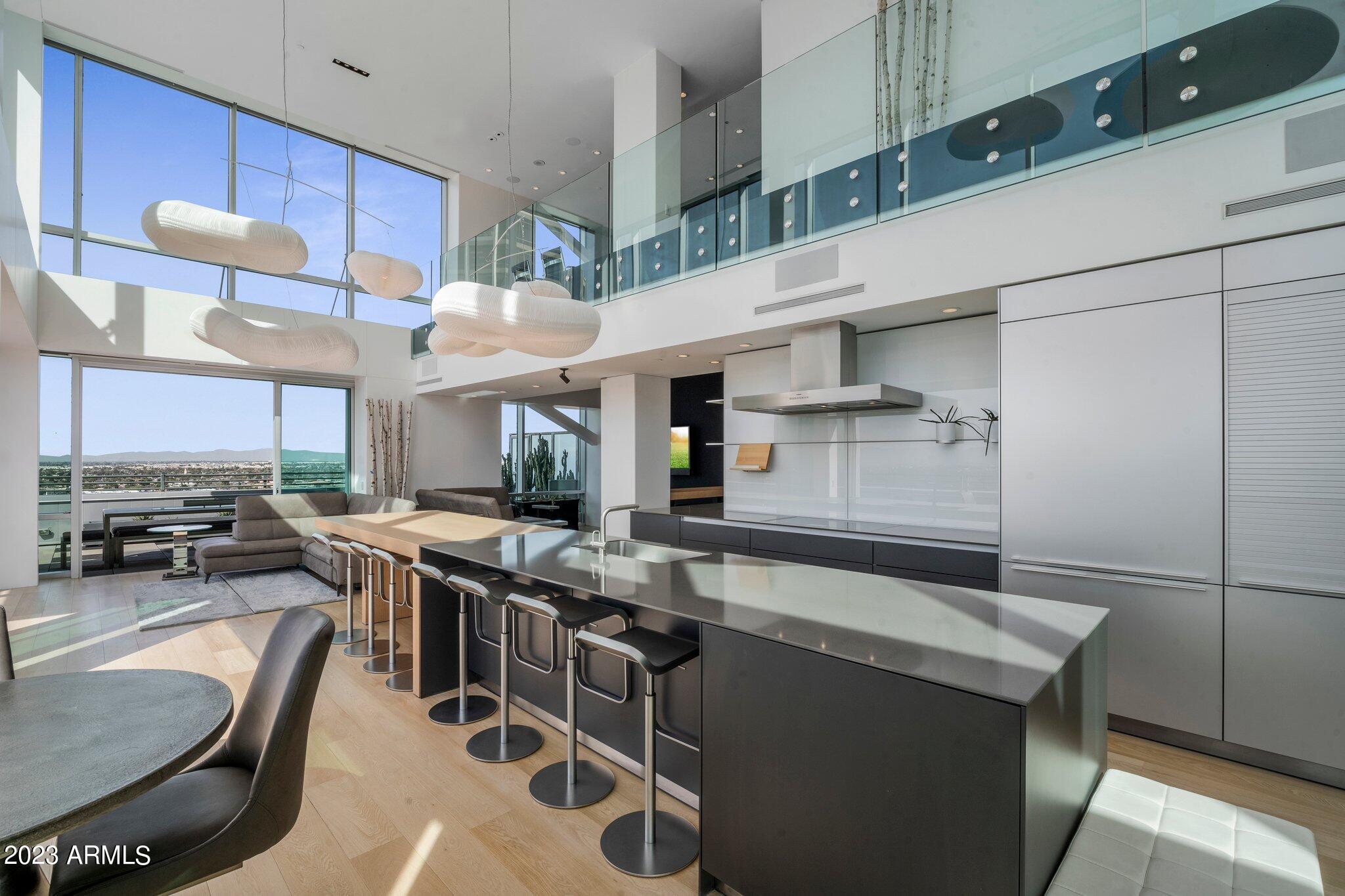 1 E LEXINGTON Avenue Unit: 1606