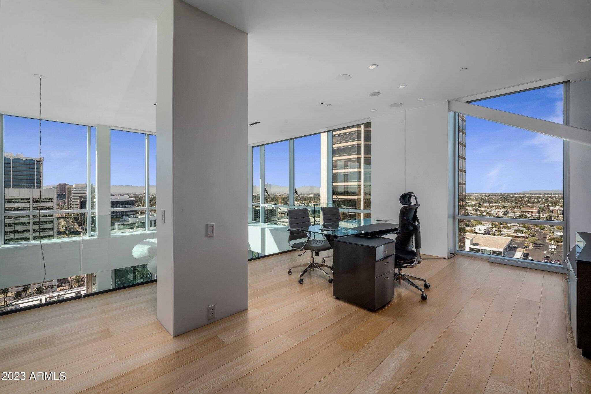 1 E LEXINGTON Avenue Unit: 1606
