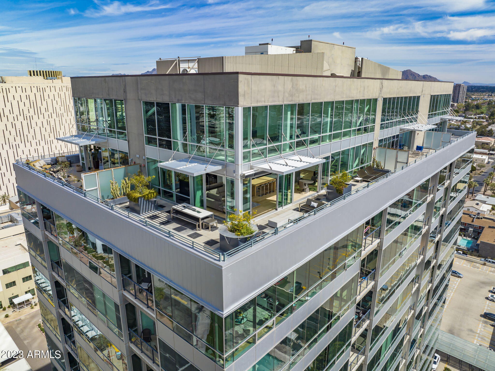 1 E LEXINGTON Avenue Unit: 1606