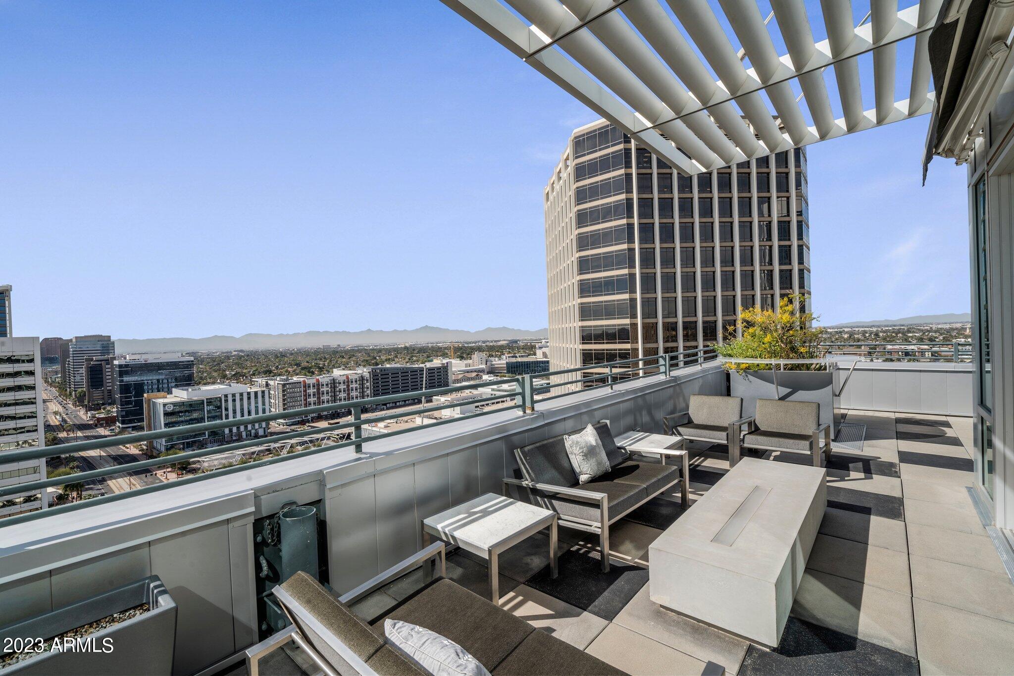 1 E LEXINGTON Avenue Unit: 1606