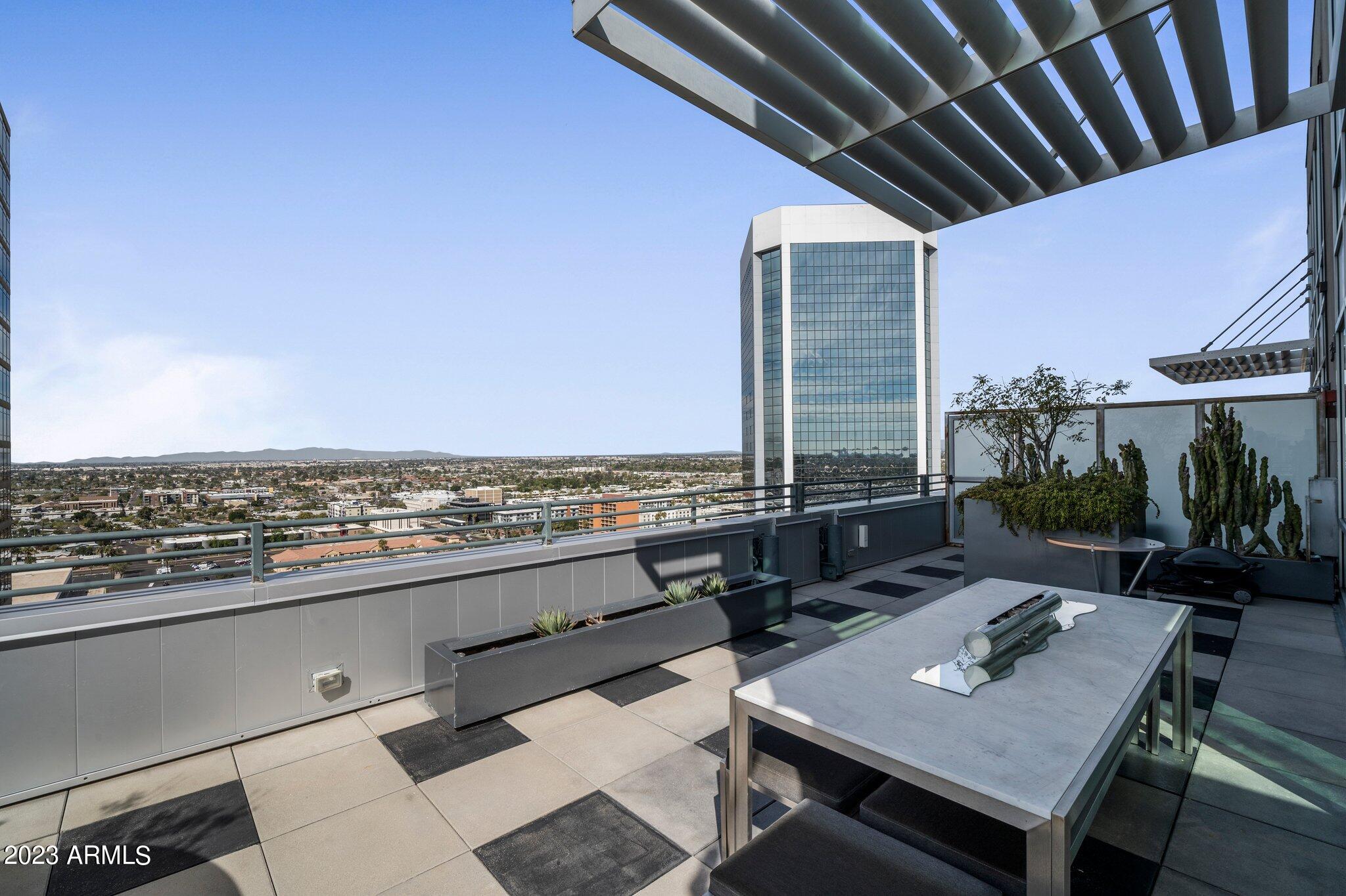 1 E LEXINGTON Avenue Unit: 1606