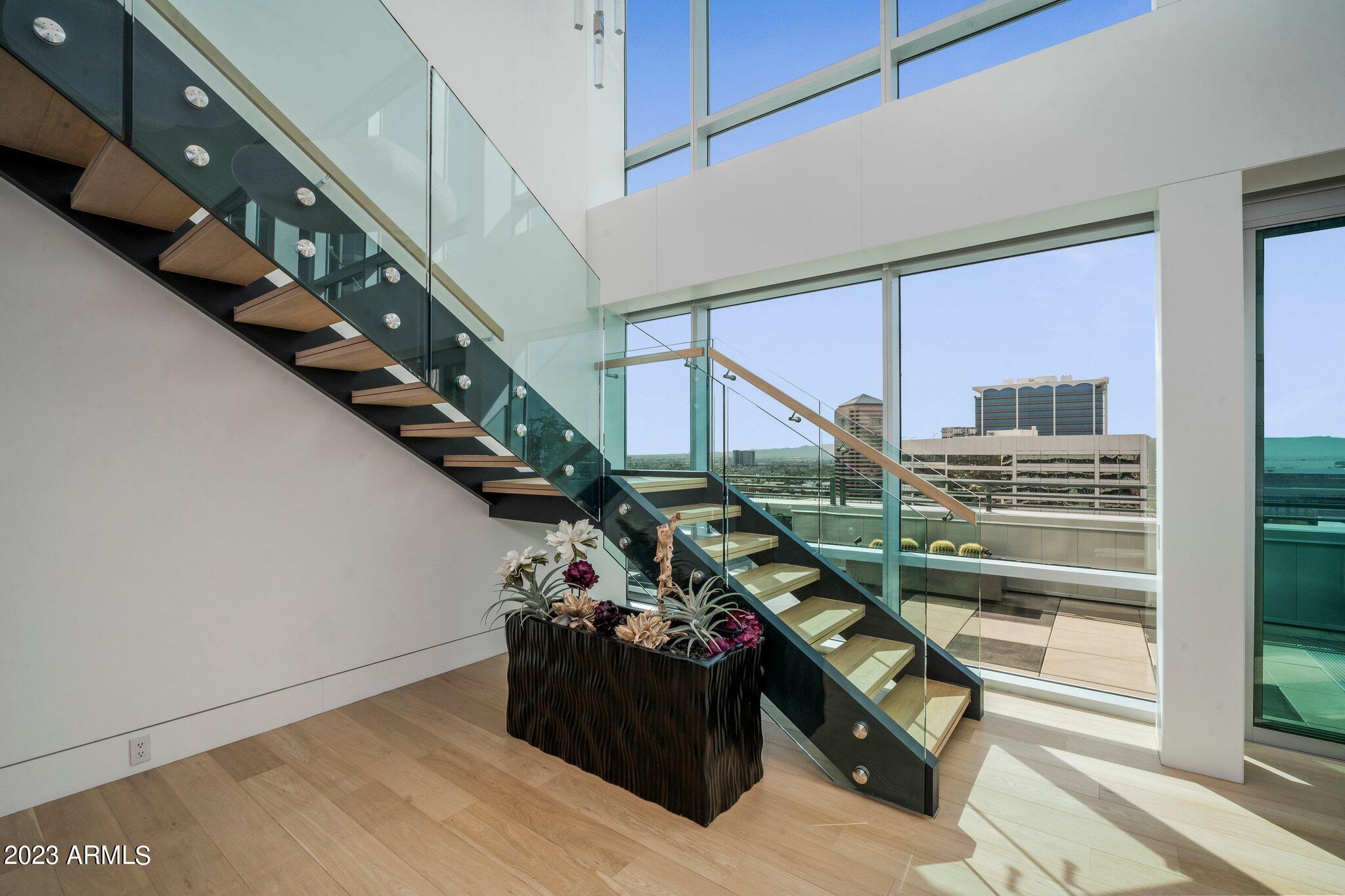 1 E LEXINGTON Avenue Unit: 1606
