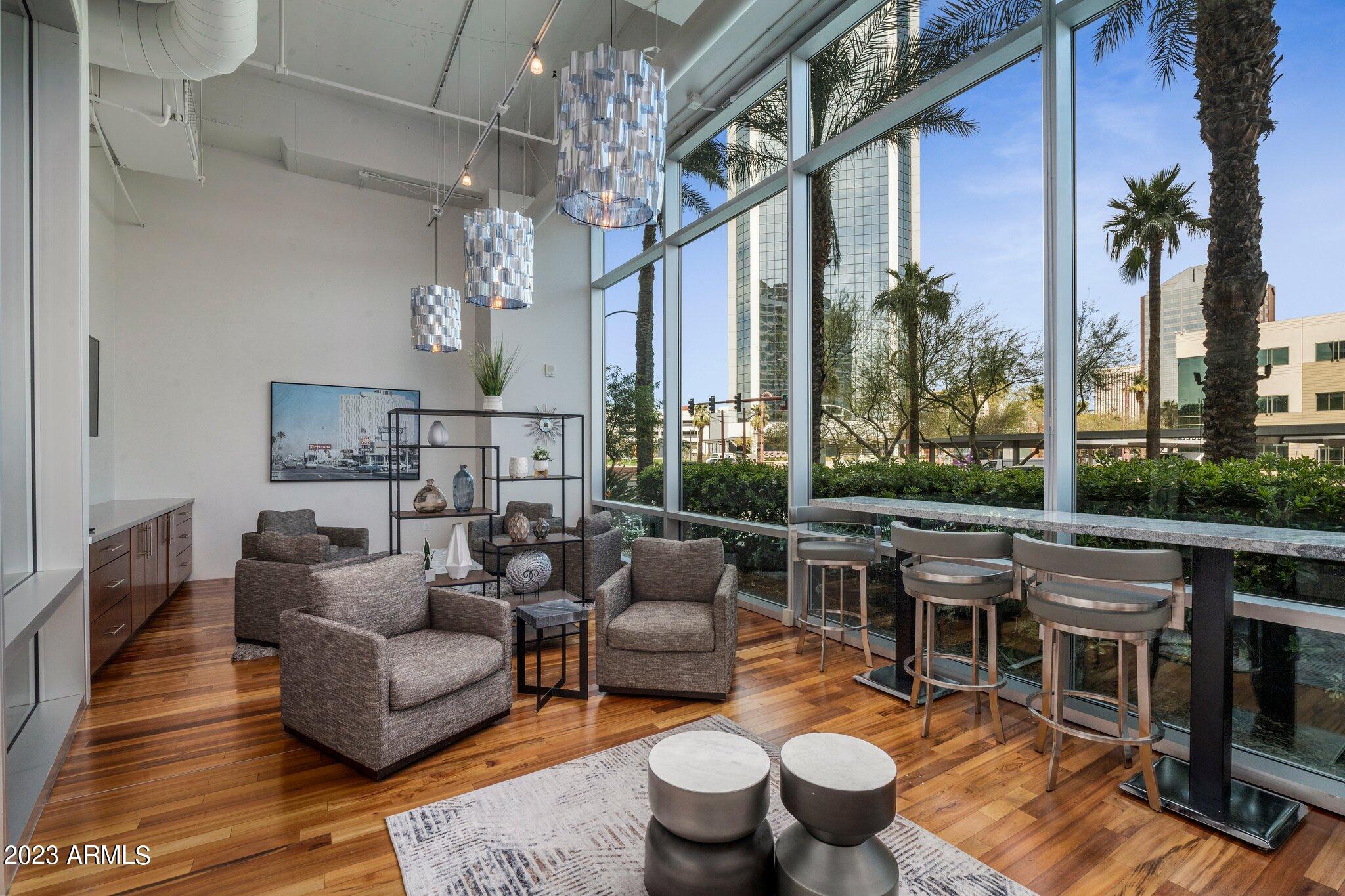 1 E LEXINGTON Avenue Unit: 1606