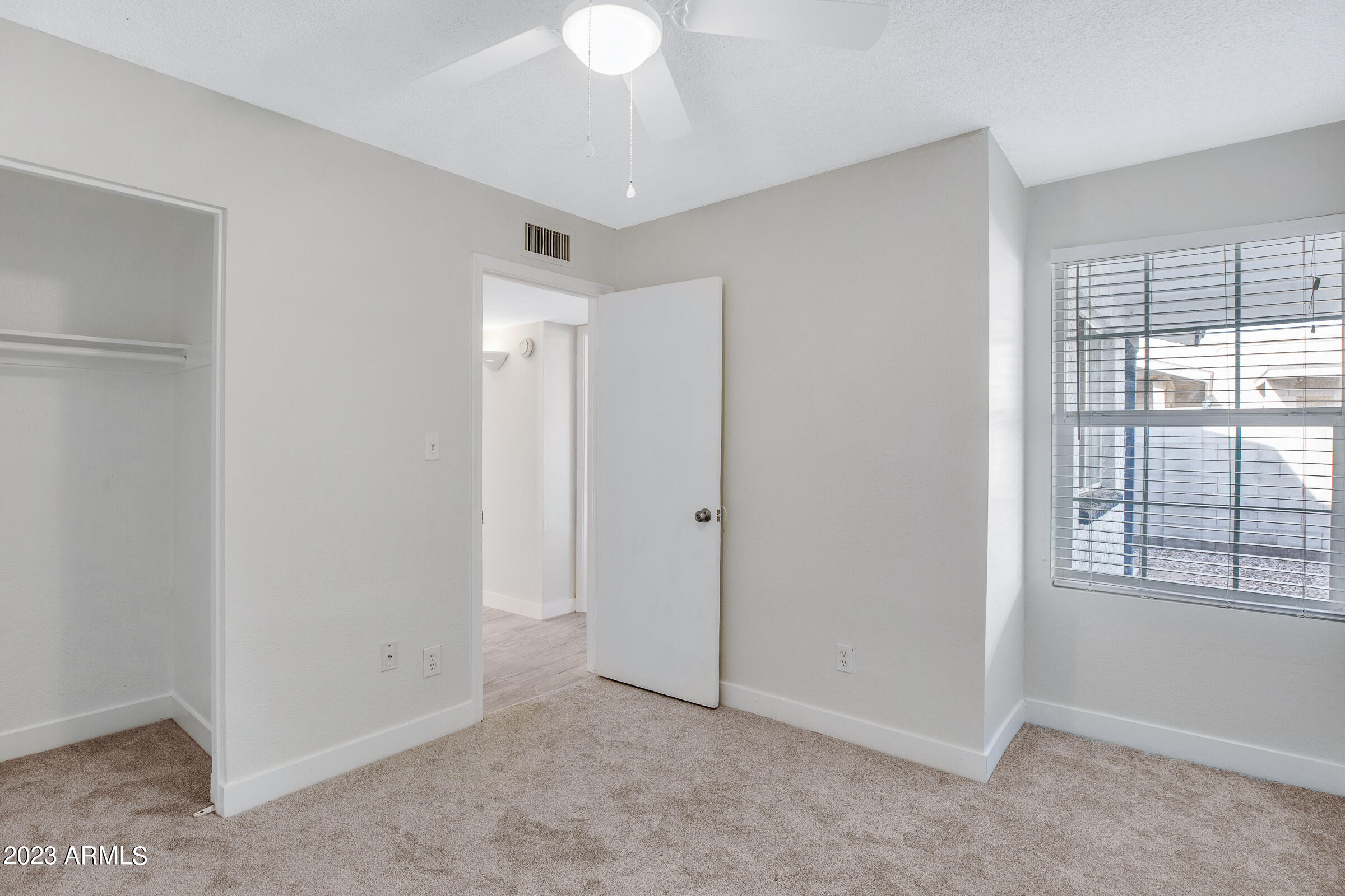 1337 E Hopi Circle