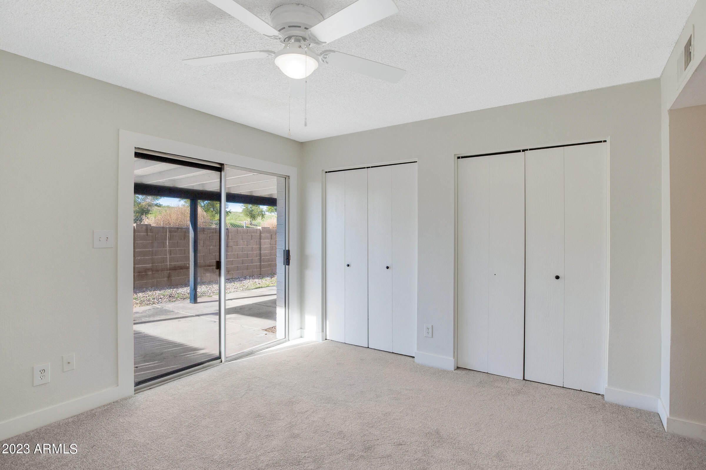 1337 E Hopi Circle