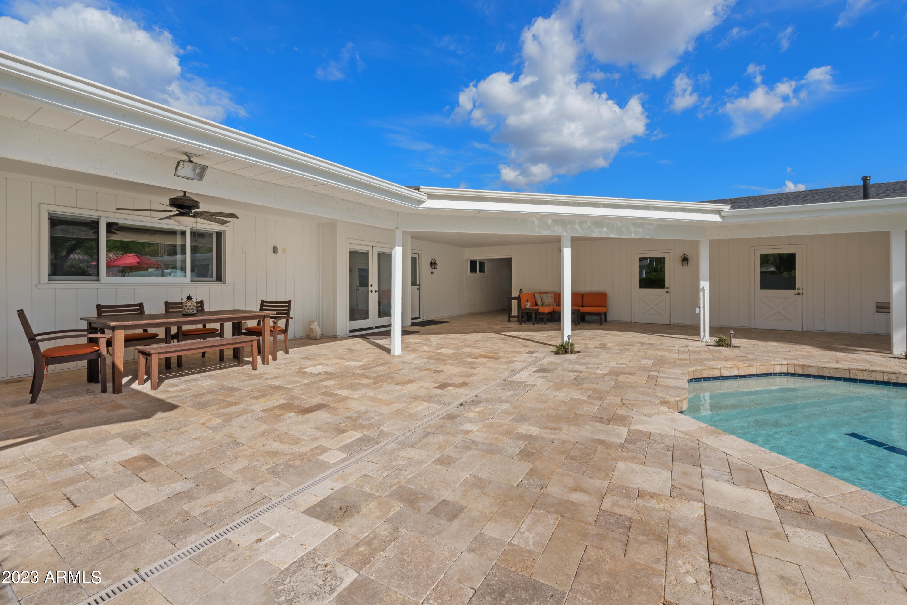 4885 E CALLE DEL MEDIO --