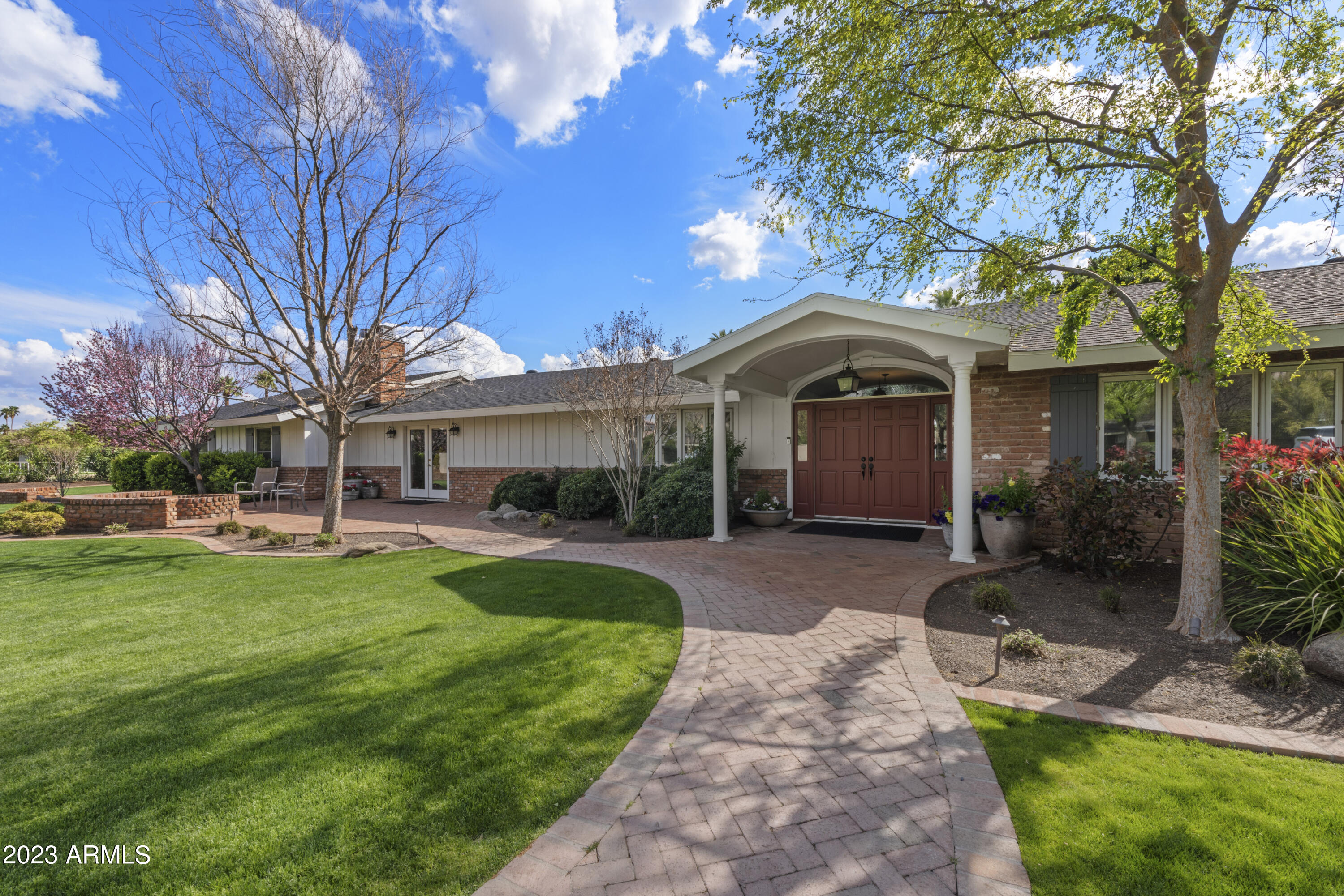 4885 E CALLE DEL MEDIO --