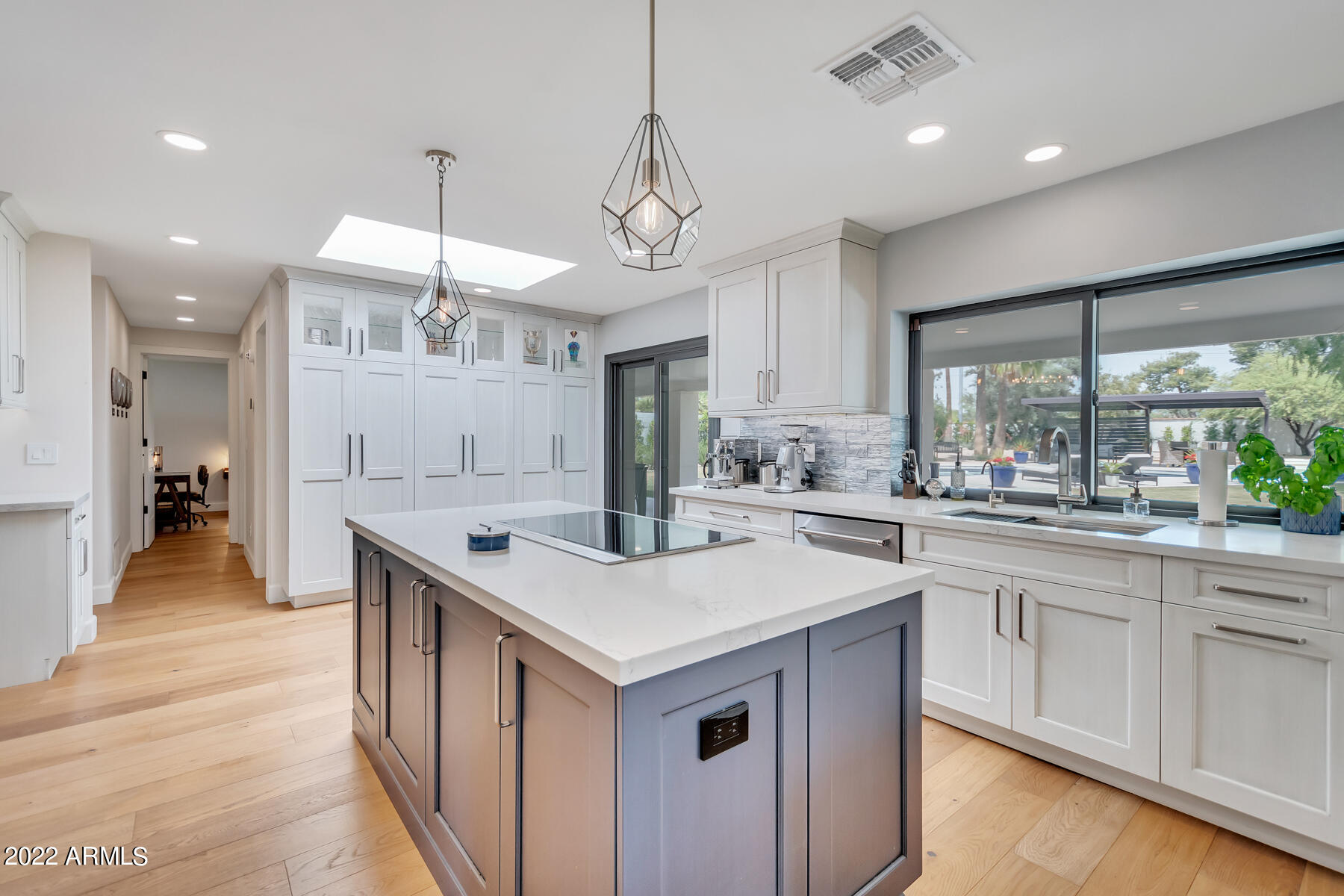 8156 E APPALOOSA Trail