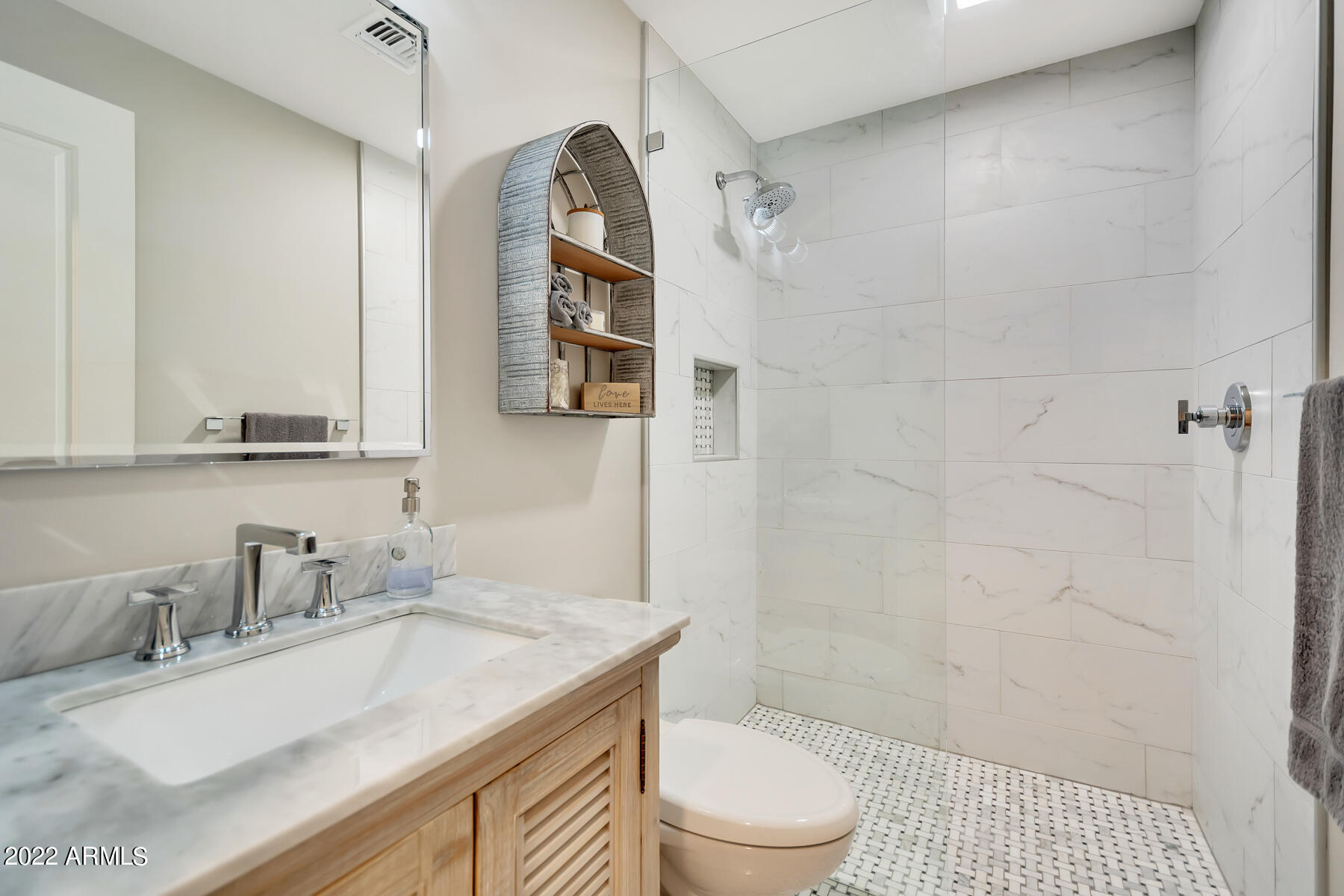 8156 E APPALOOSA Trail
