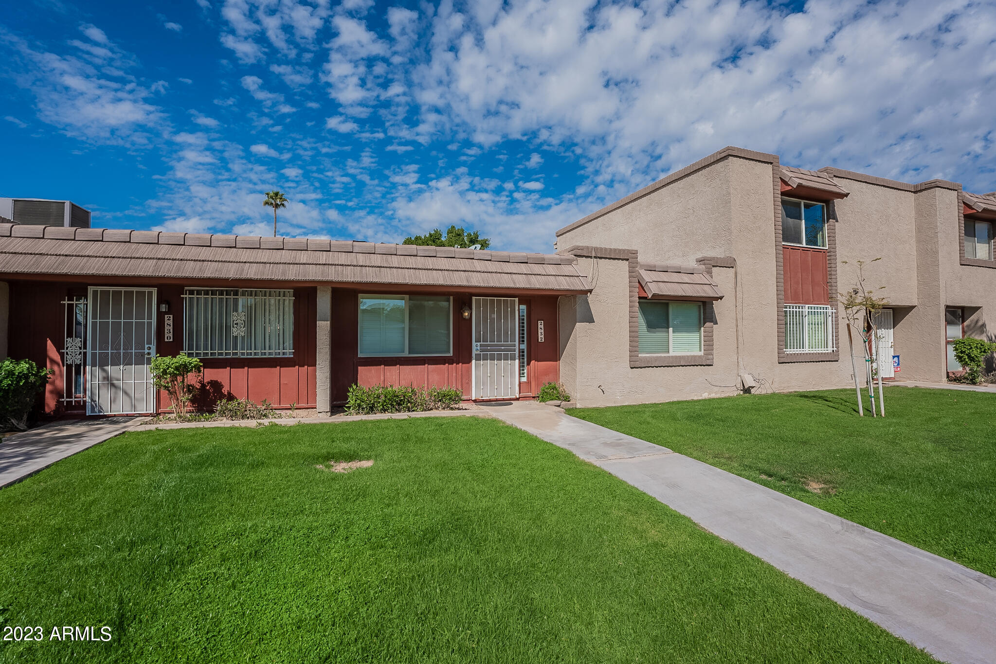 2832 N GRANITE REEF Road