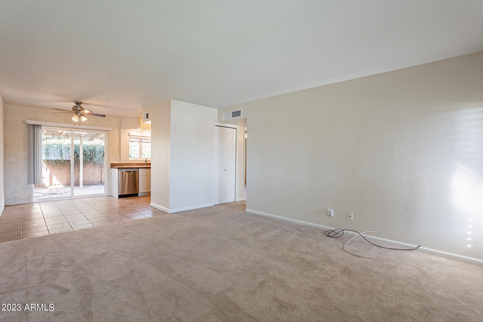 2832 N GRANITE REEF Road