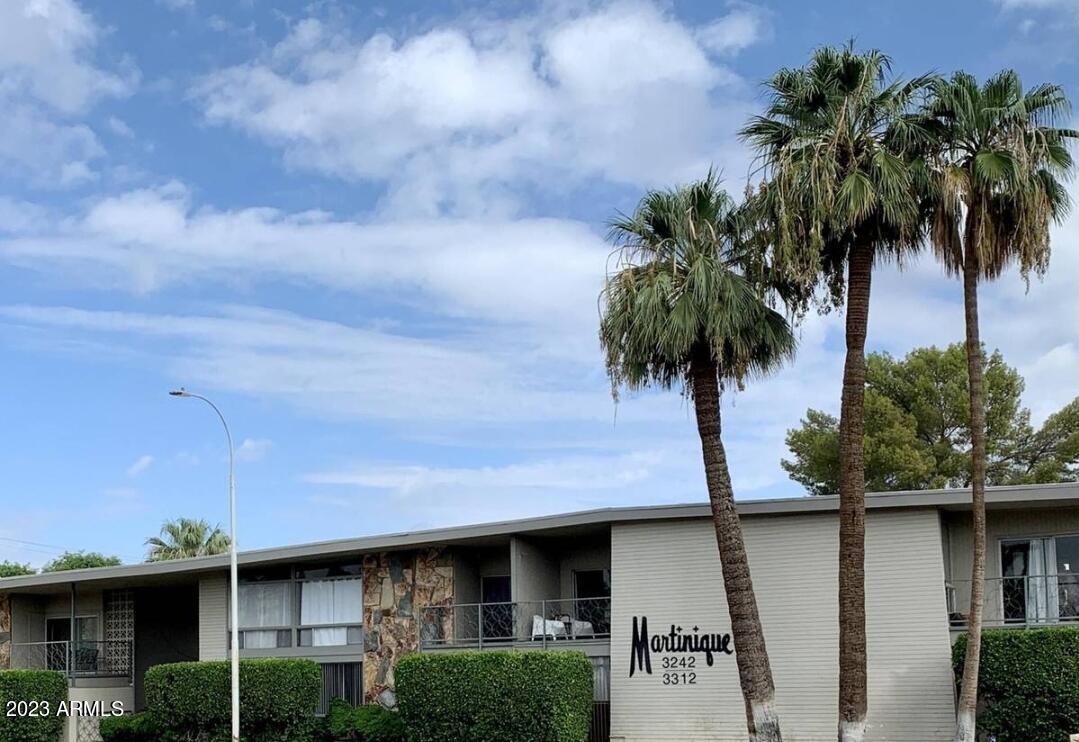 3242 E CAMELBACK Road Unit: 102