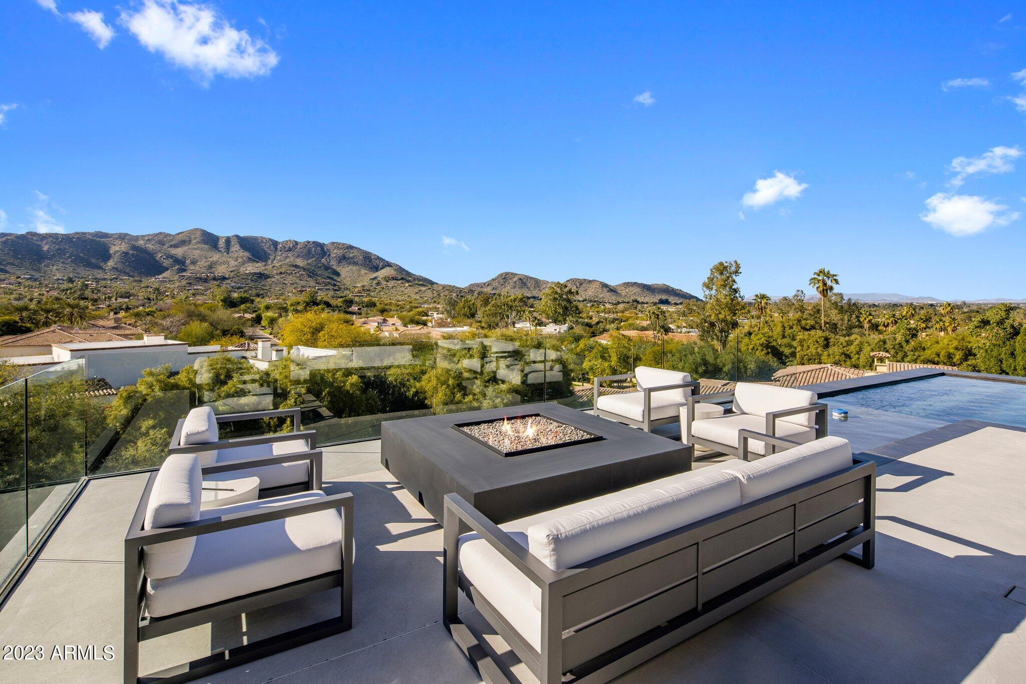 5416 E DESERT JEWEL Drive